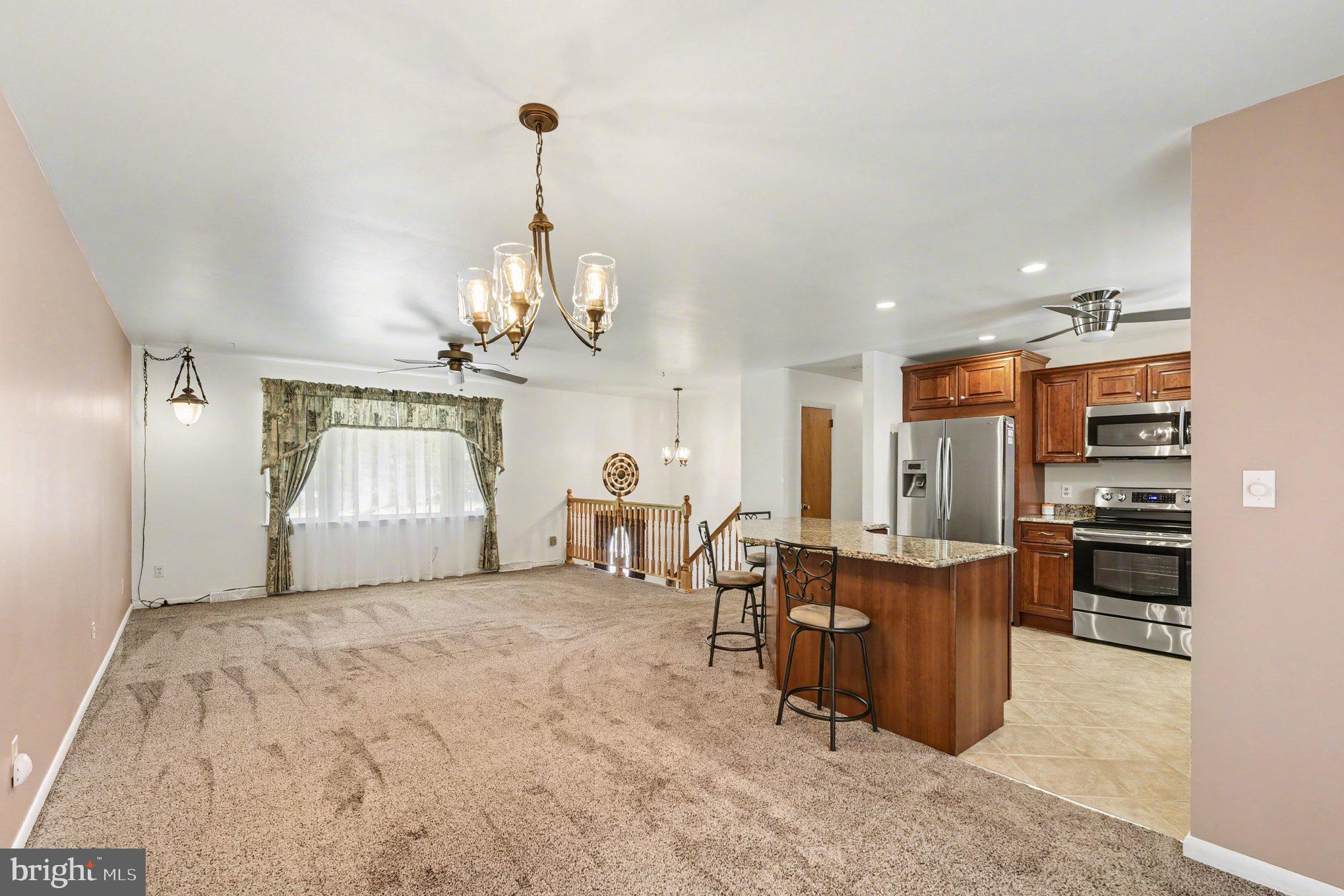 HOMELAND PARK - Residential