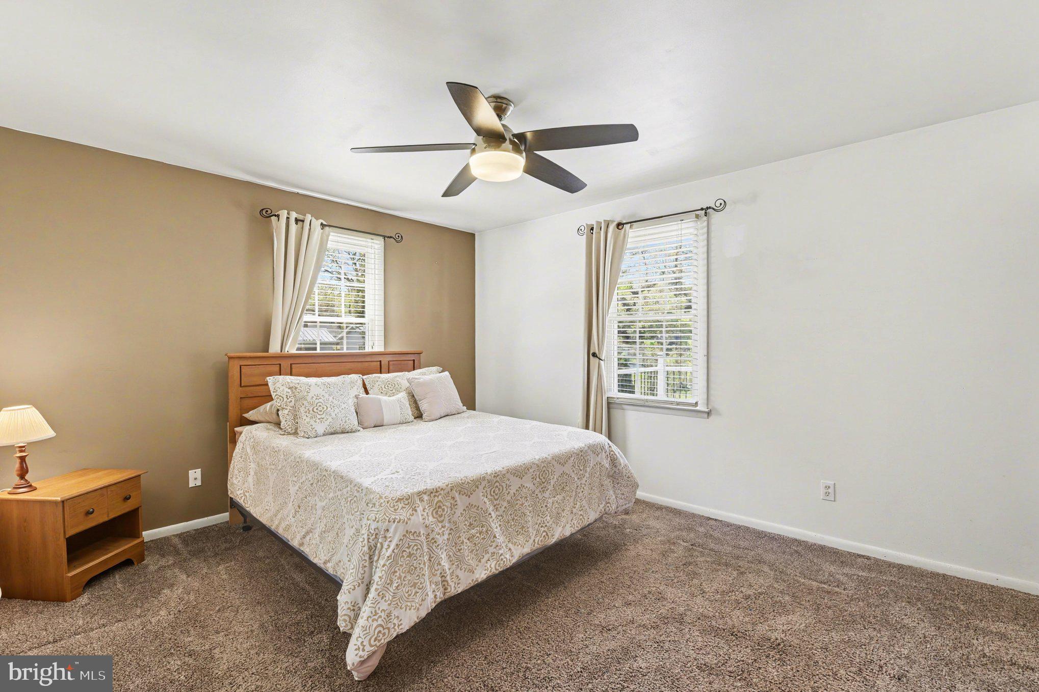 HOMELAND PARK - Residential