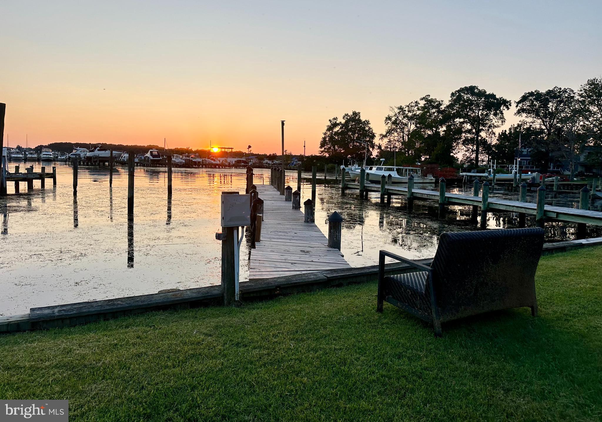 BOWLEYS QUARTERS - Residential