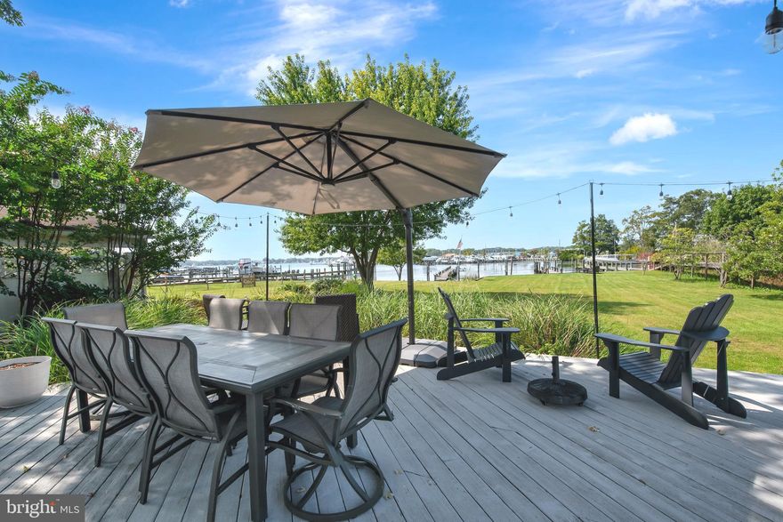 WATERFRONT!!!
WELCOME TO THIS BEAUTIFULLY UPDATED 2 BEDROOM, 2.5 BATH RANCHER PERFECTLY SITUATED ON THE WATER. THIS HOME FEATURES A BRIGHT, OPEN LAYOUT WITH MODERN FINISHES THROUGHOUT. KITCHEN BOAST QUARTZ COUNTERS AND LUXURAY VINYL FLOORS THROUGH OUT.  YOU'LL LOVE CURLING UP WITH COMPANY TO WATCH MOVIES WITH THAT PELLET STOVE KEEPING EVERYONE WARM AND COZY IN THE LIVING/DINING AREA ON CHILLY WINTER NIGHTS.  ABSOLUTLEY STUNNING PRIMARY BEDROOM ENSUITE WITH WALK-IN-CLOSET AND A LUXURY SPA BATH THAT'S OUT OF A DREAM! IMAGINE HOW VALUED YOUR GUESTS WILL FEEL RETIRING TO THEIR OWN PRIVATE GUEST ROOM AND FULL BATH ALL PREPARED AND WAITING FOR THEM.  YOU CAN'T PUT A PRICE TAG ON THAT KIND OF COMFORT AND CARE.A SWEET LITTLE POWDER ROOM/LAUNDRY ROOM CONVENIENTLY NESTLED OUT OF THE WAY YET EASILY ACCESSABLE. BONUS! THERE'S PLENTY OF STORAGE ROOM IN THE PARTIAL BASEMENT.   LARGE WINDOWS FILL THE SPACE WITH NATURAL LIGHT AND SHOWCASE BREATHTAKING VIEWS OF THE WATER! STEP OUTSIDE TO YOUR INCREDIBLE BACKYARD OASIS THAT IS PERFECTLY DESIGNED FOR ENTERTAINING, RELAXING, AND RECHARGING. DID I MENTION THE WATER ACCESS?! THIS HOME NOT ONLY HAS AN INCREDIBLE BACKYARD BUT IT ALSO COMES WITH ITS OWN PRIVATE PIER FOR EASY WATER ACCESS! LOCATED IN THE DESIRED COMMUNITY OF BOWLEYS QUARTERS, THIS HOME HAS IT ALL! CONVENIENTLY LOCATED IN CLOSE PROXIMITY TO PARKS, BEACHES, SHOPPING, AND WATERFRONT DINING, WHILE ALSO BEING A SHORT DRIVE TO MAJOR HIGHWAYS. THIS AREA GIVES A QUIETER, ALMOST SMALL-TOWN FEEL, BUT STILL WITH ACCESS TO FANTASTIC AMENITIES! DO NOT WAIT!  THIS BEAUTY WILL NOT LAST LONG!