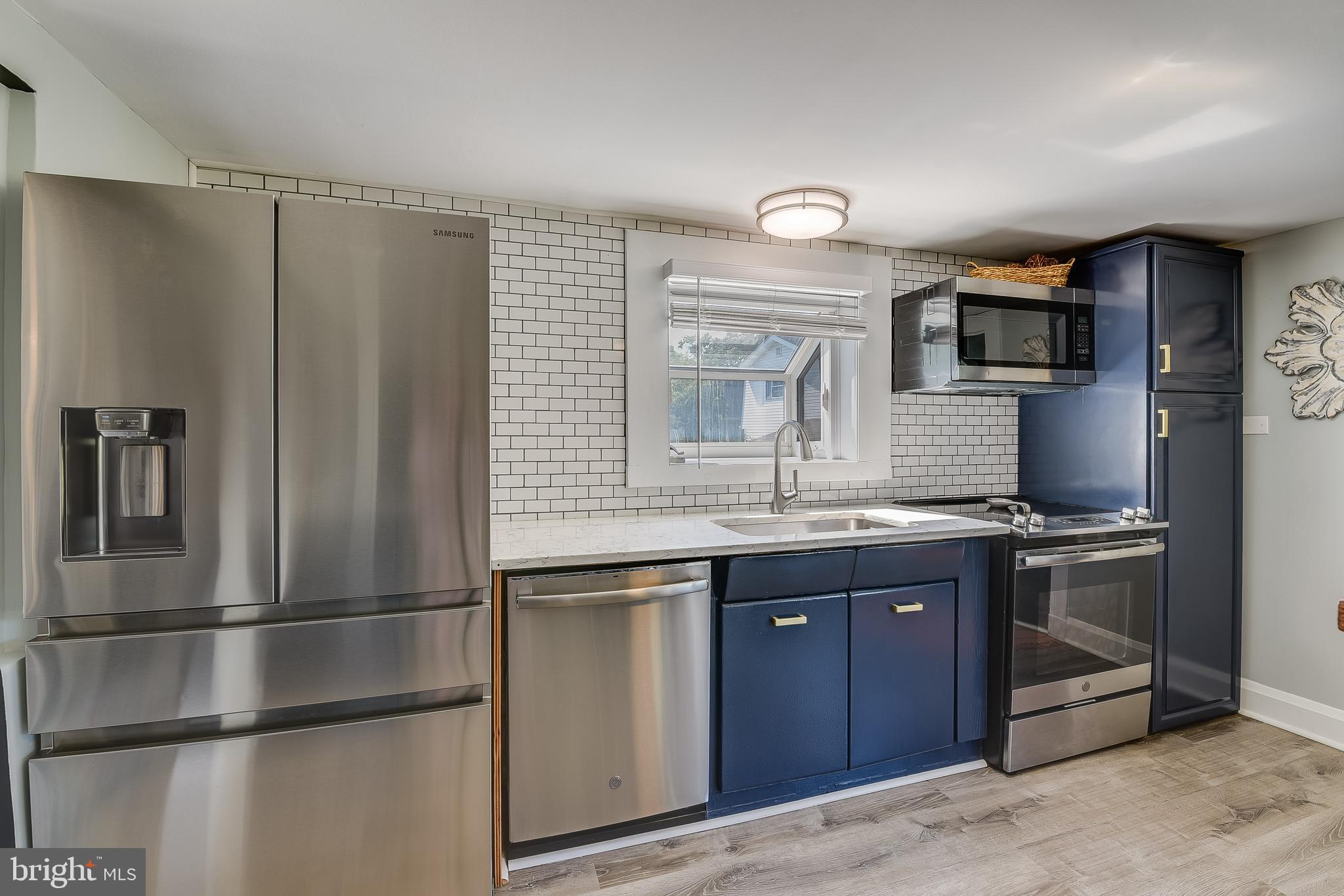 BOWLEYS QUARTERS - Residential