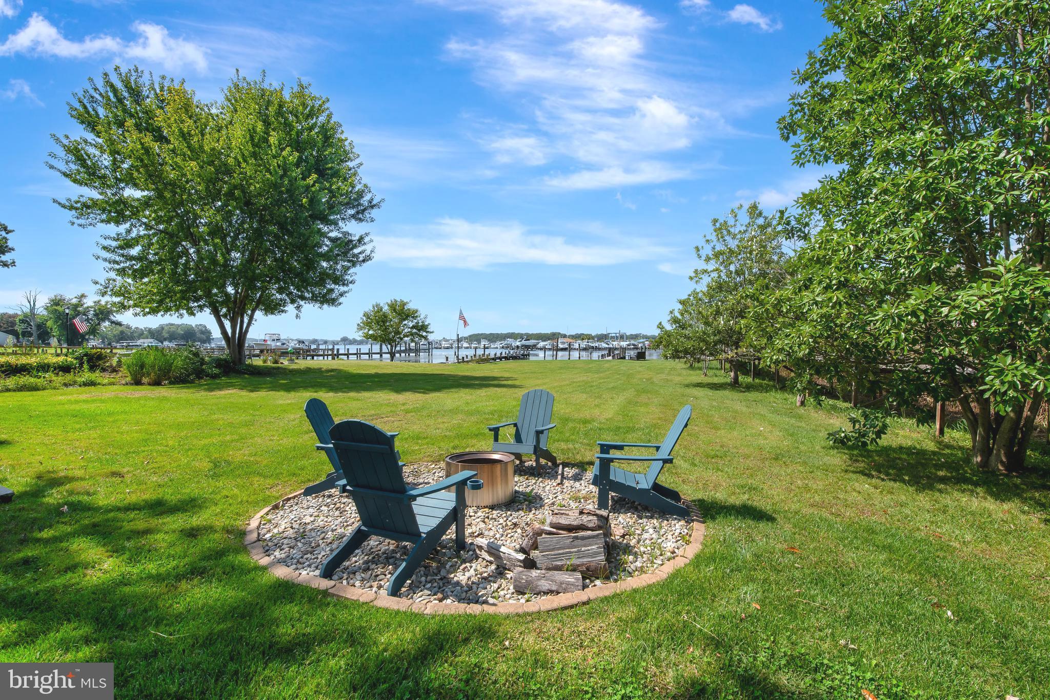 BOWLEYS QUARTERS - Residential