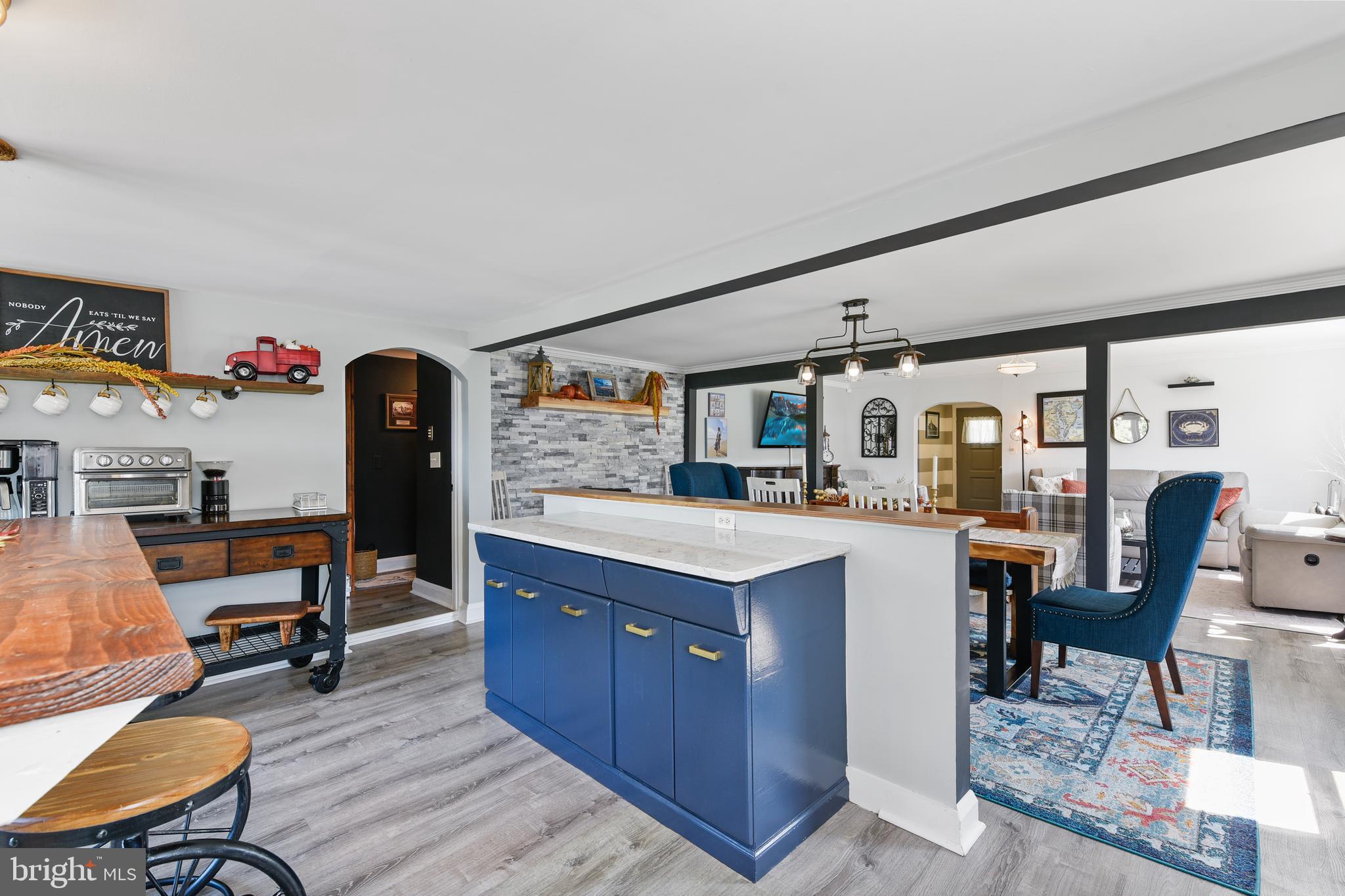 BOWLEYS QUARTERS - Residential