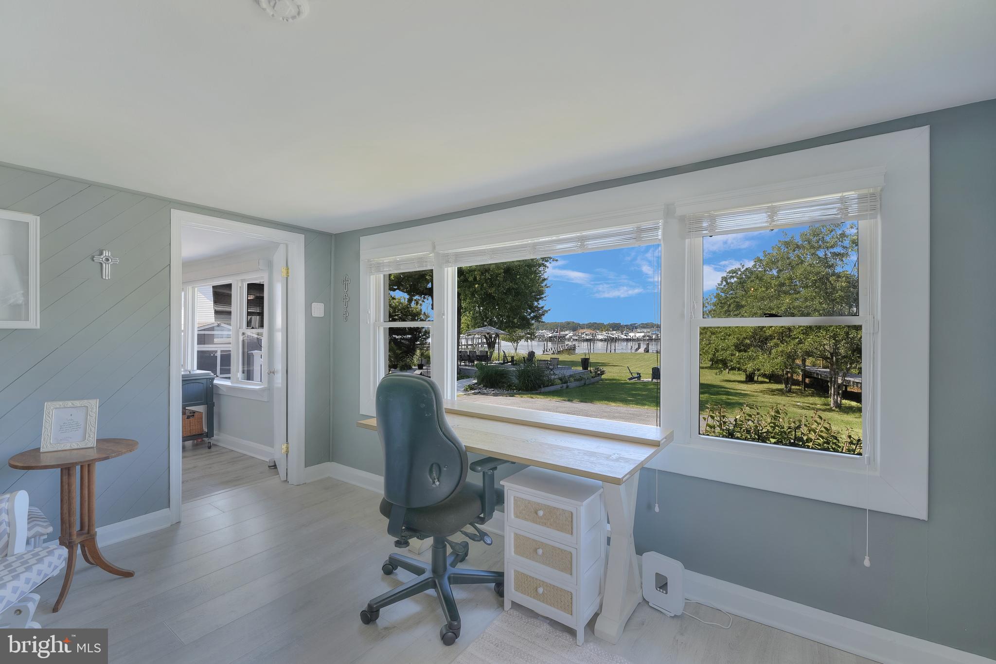 BOWLEYS QUARTERS - Residential