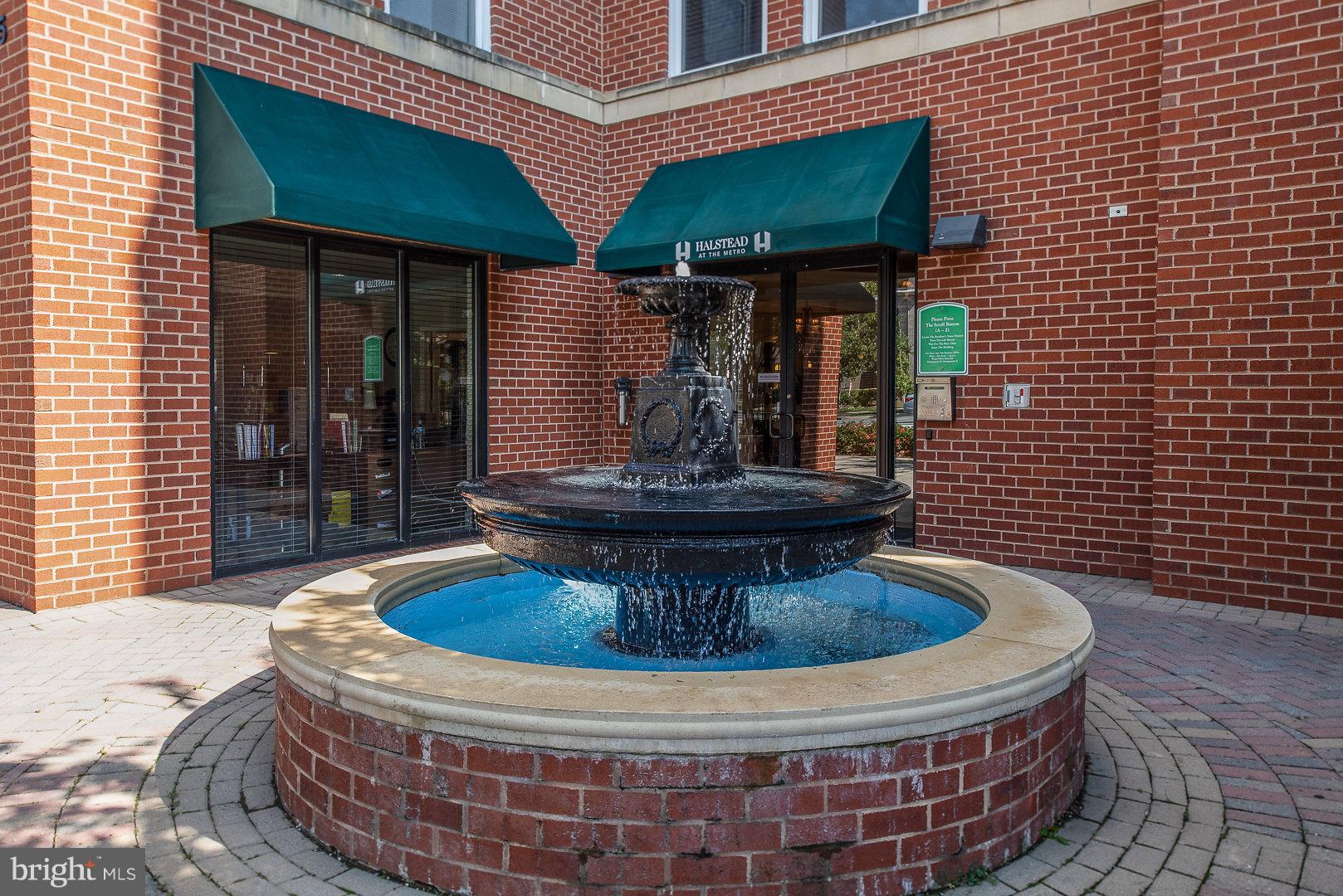 HALSTEAD AT THE METRO - Residential