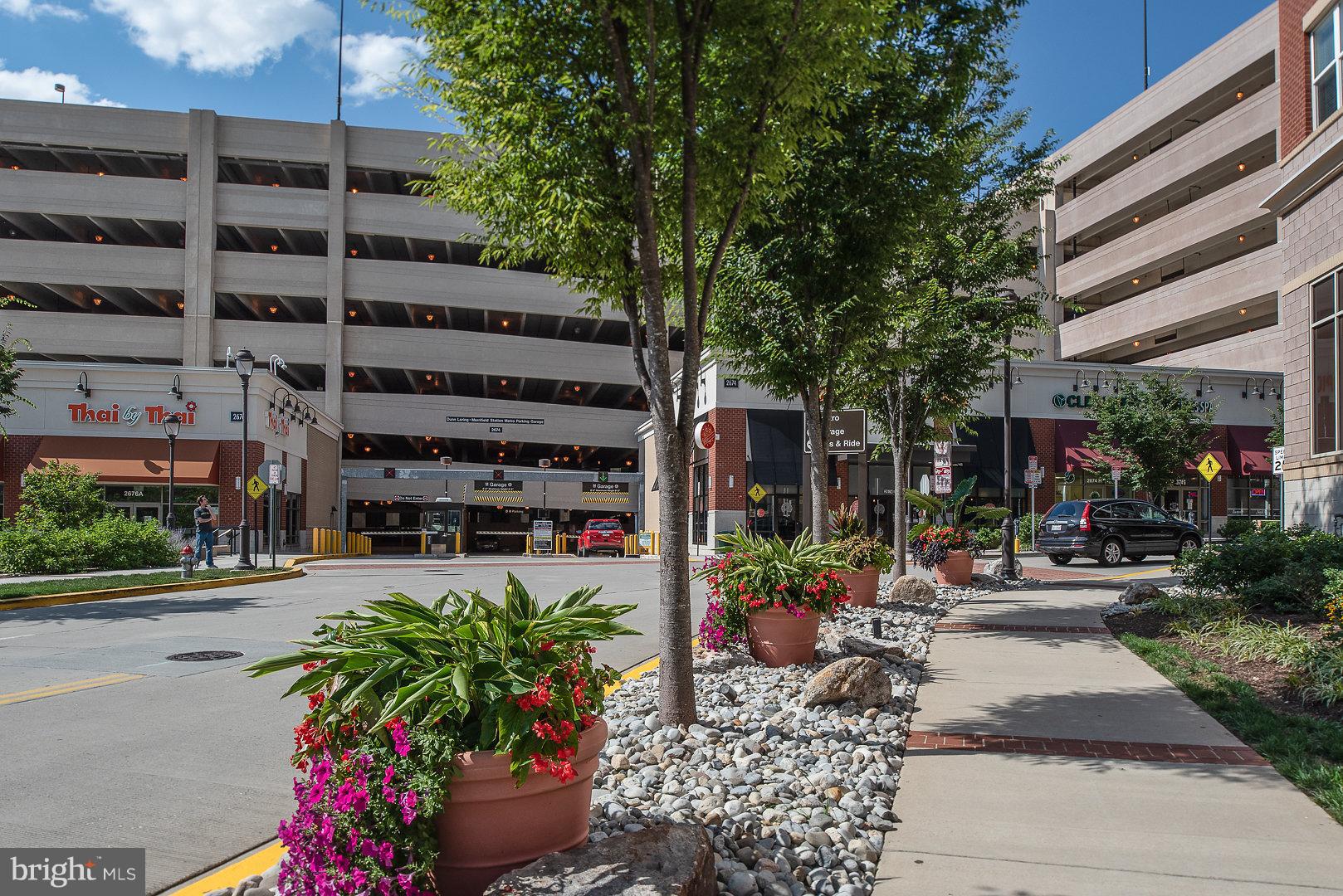 HALSTEAD AT THE METRO - Residential