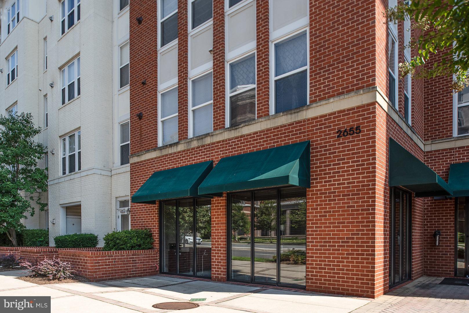 HALSTEAD AT THE METRO - Residential