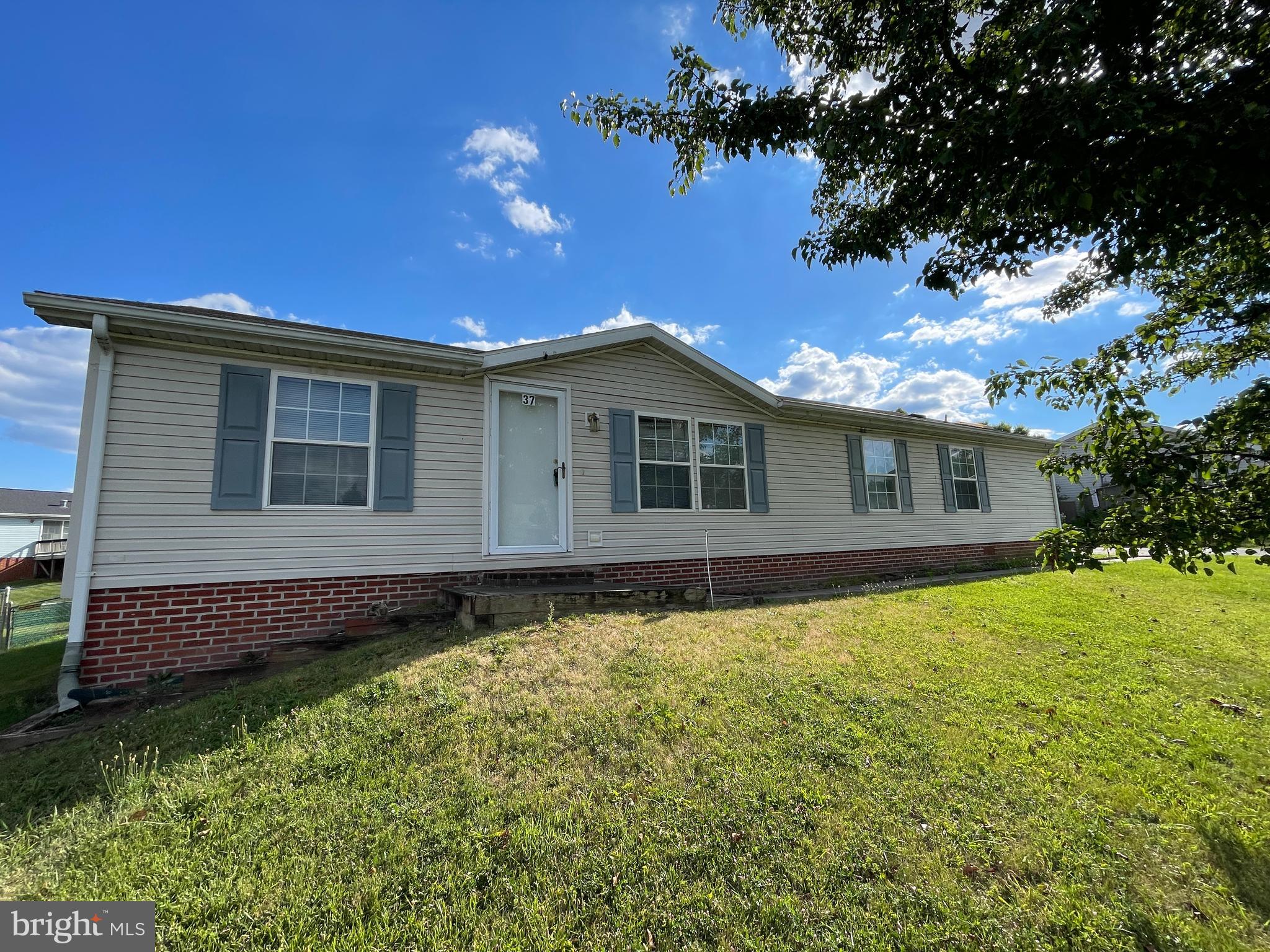 Welcome to 37 Ruddy Duck Lane, Martinsburg, WV! This affordable single-level home offers a spacious layout with **three** bedrooms and **two** full baths, perfect for those seeking a comfortable living space. With **1400 square feet** of finished area, there's plenty of room to relax and unwind.
Situated on a **.25-acre lot**, this property provides ample outdoor space for recreation and enjoyment. The fenced rear yard ensures privacy and security, making it ideal for pets or outdoor gatherings. Enjoy warm summer evenings grilling and entertaining friends and family in your backyard oasis.
Conveniently located near area amenities, this home offers easy access to I-81 for commuters, local shopping, and dining; whether you're running errands or exploring the local attractions, everything you need is just a short drive away.
Don't miss your opportunity to make this house your home! Schedule a showing today and discover all this Martinsburg gem offers.