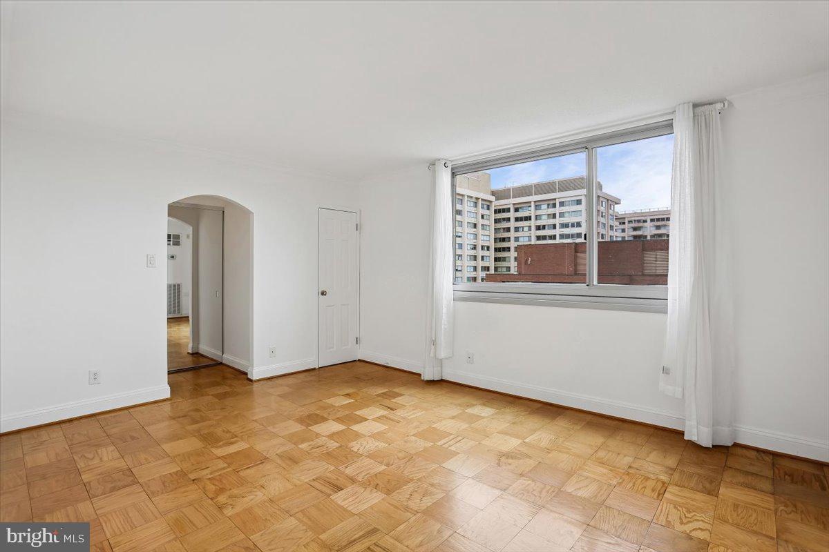 FRIENDSHIP HEIGHTS - Residential