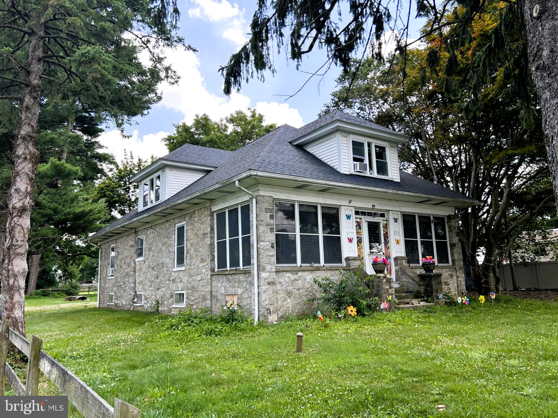 2519 CONESTOGA AVENUE