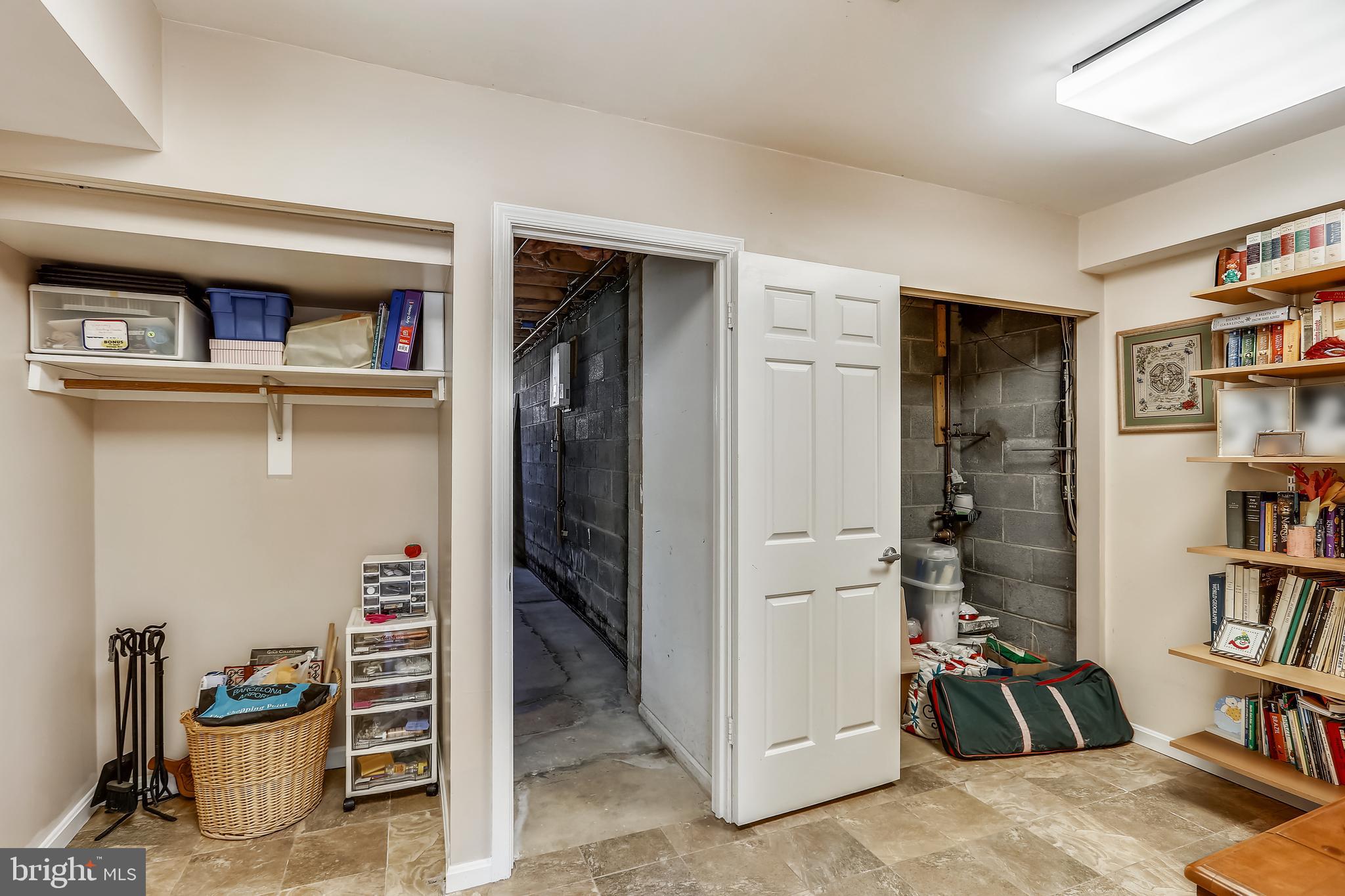 TEMORA MANOR - Residential