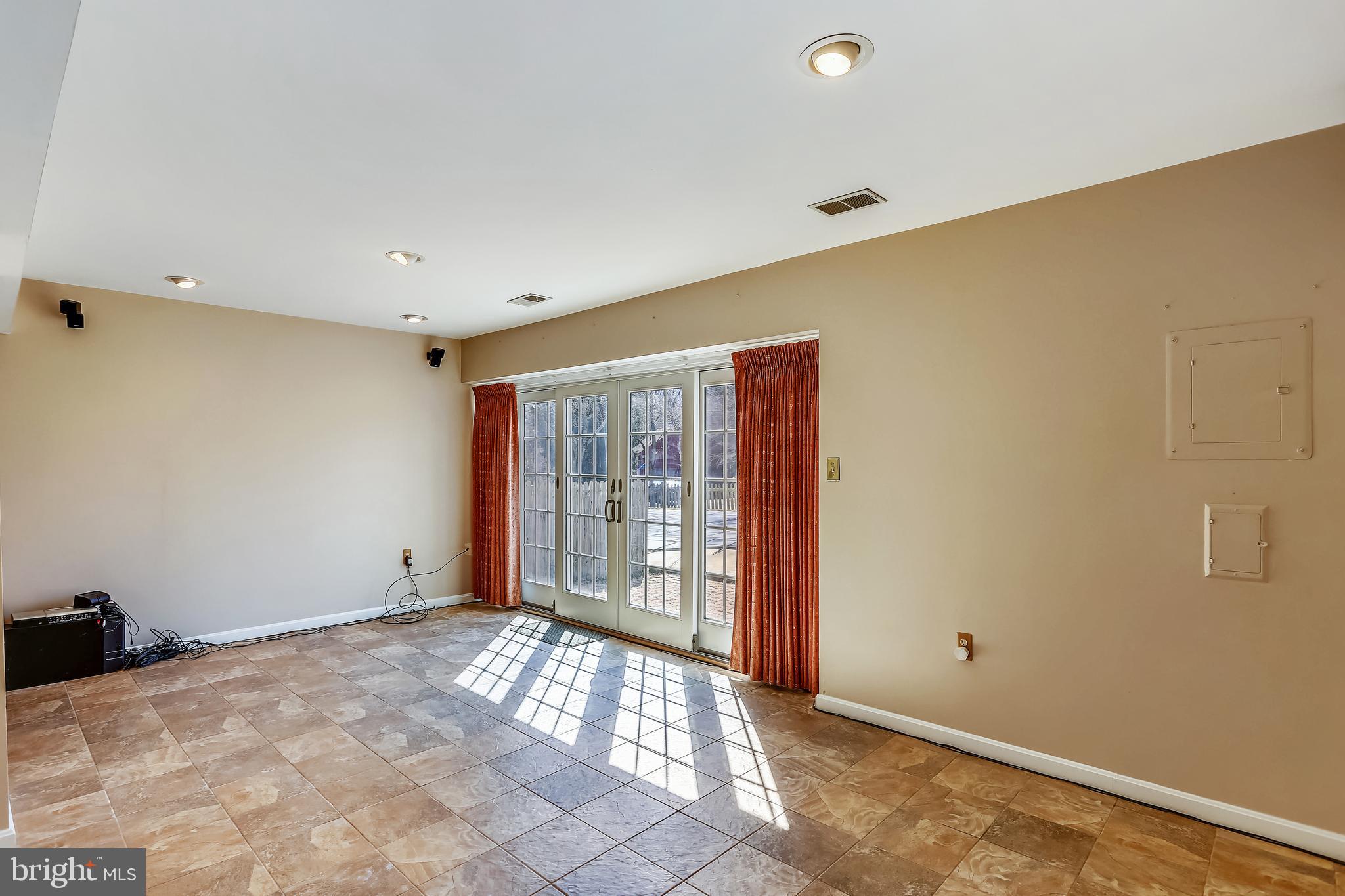 TEMORA MANOR - Residential