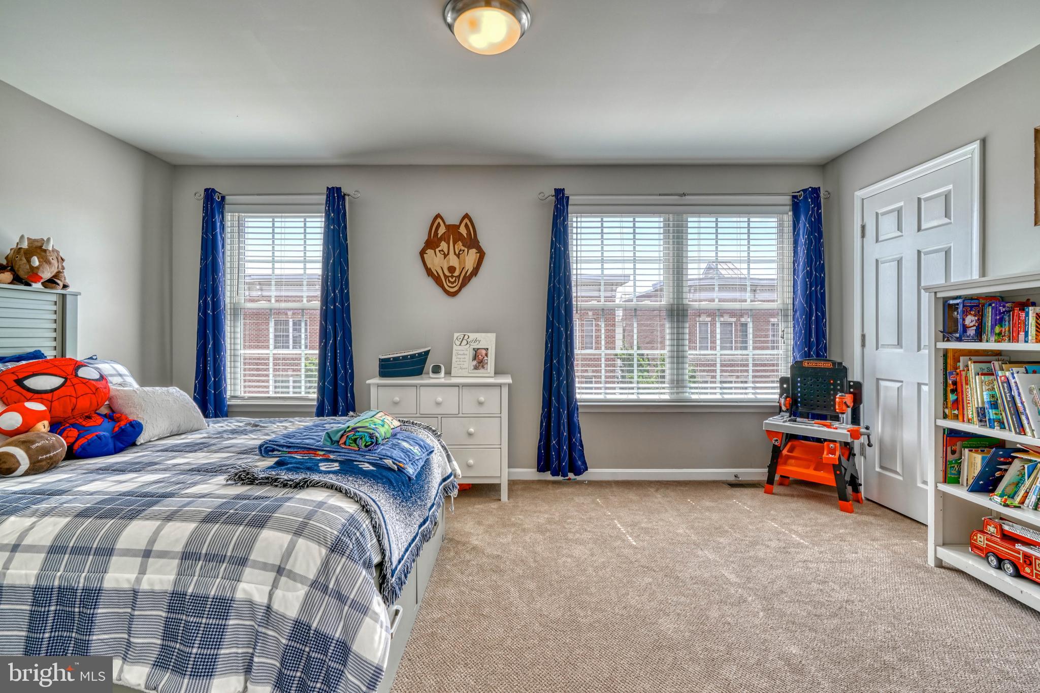 LOCUST POINT - Residential Lease