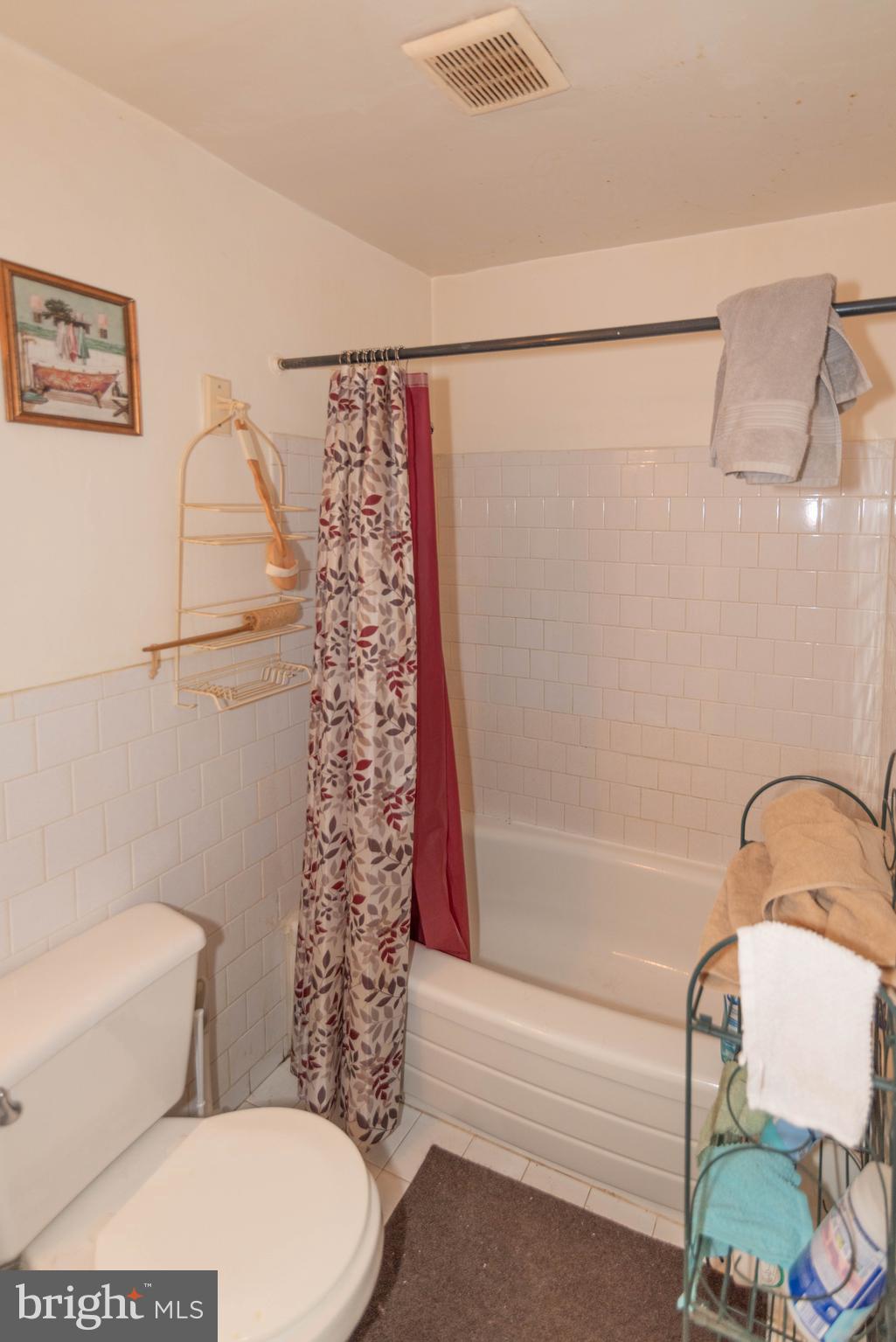 ROSEMONT EAST - Residential