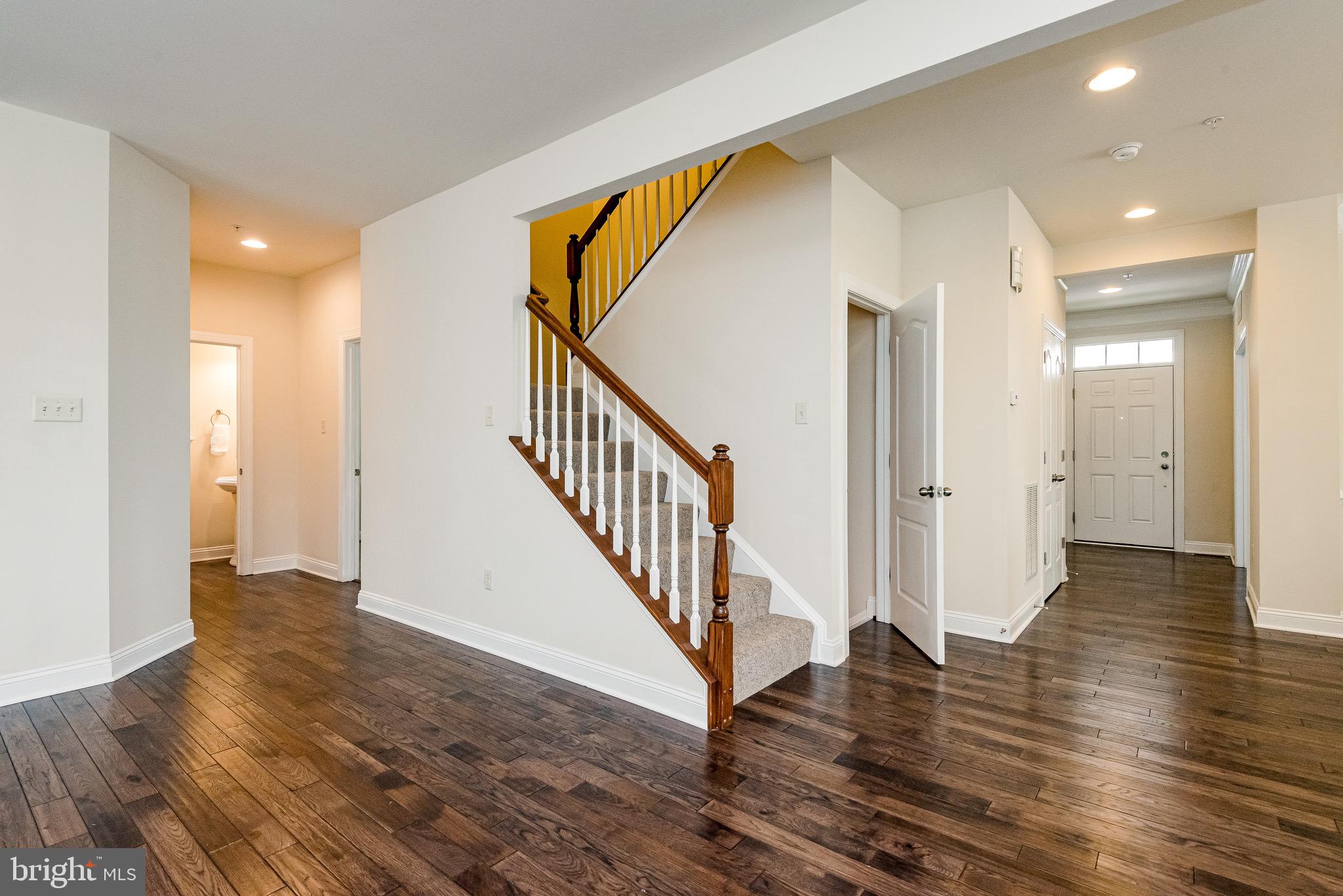 CHAPEL GLEN - Residential