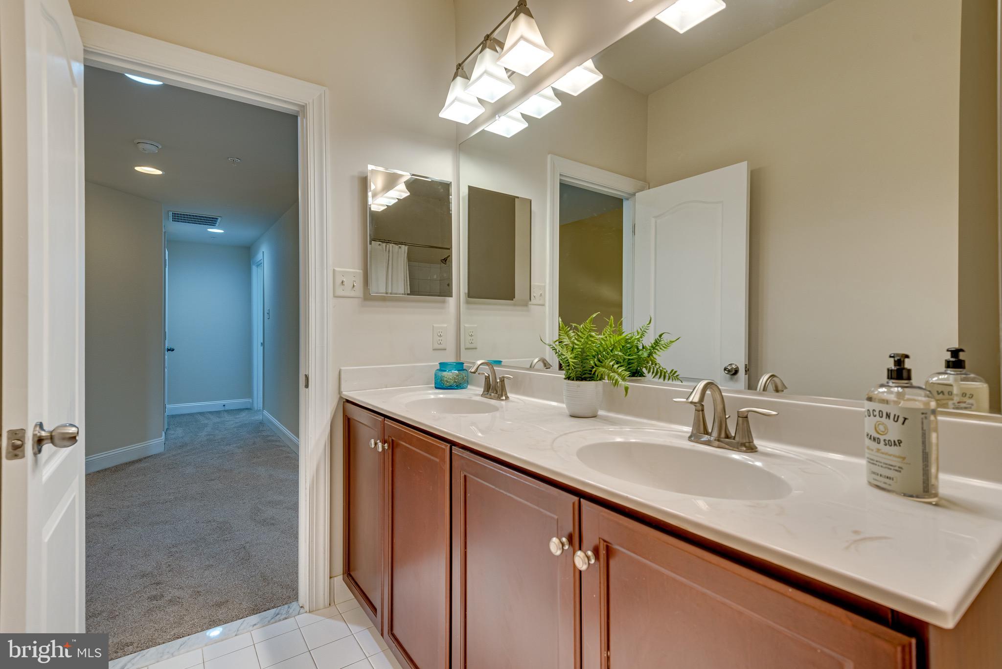 CHAPEL GLEN - Residential