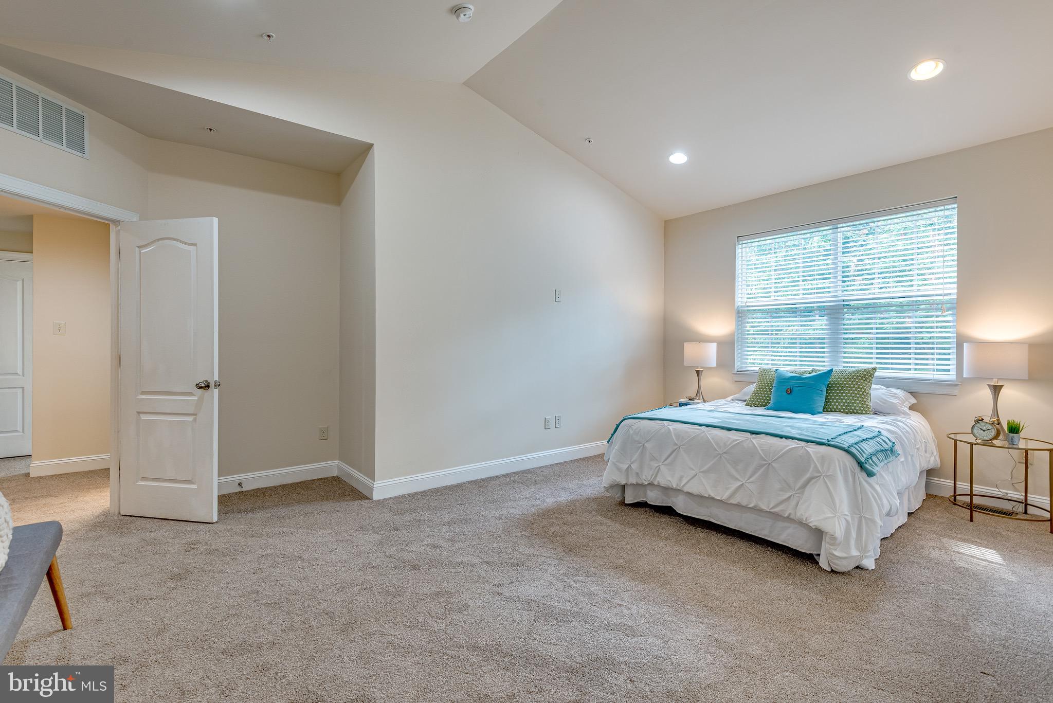 CHAPEL GLEN - Residential