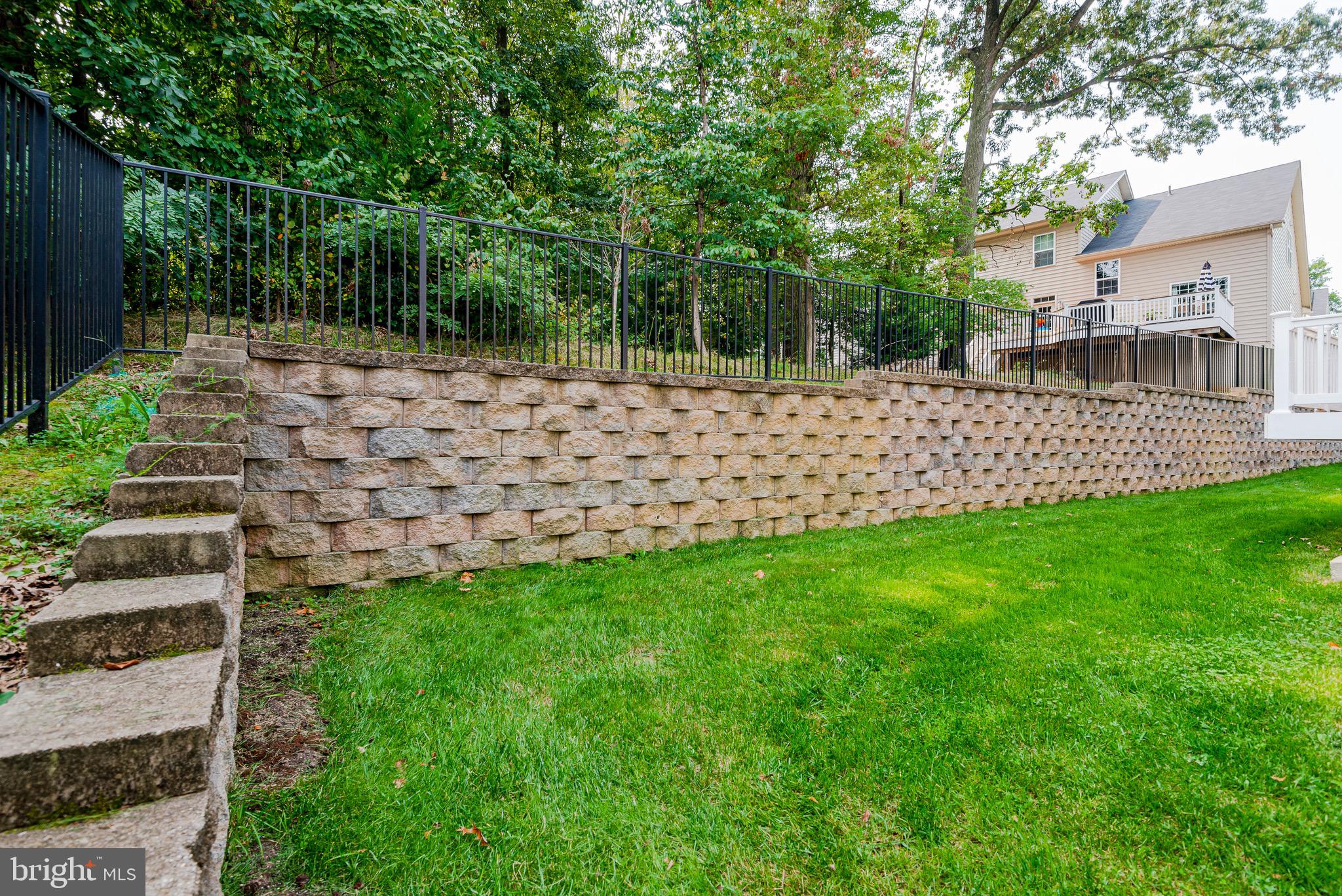 CHAPEL GLEN - Residential