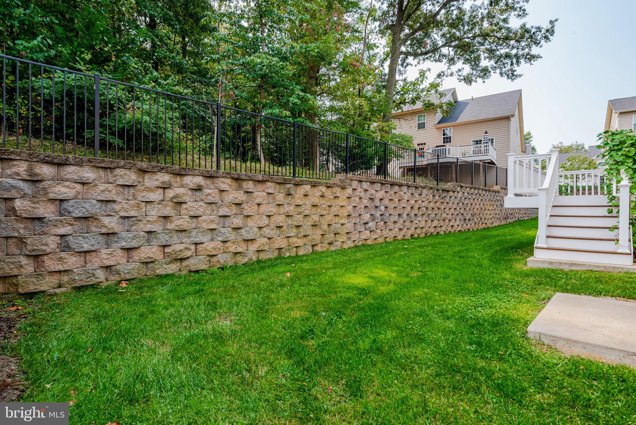 CHAPEL GLEN - Residential