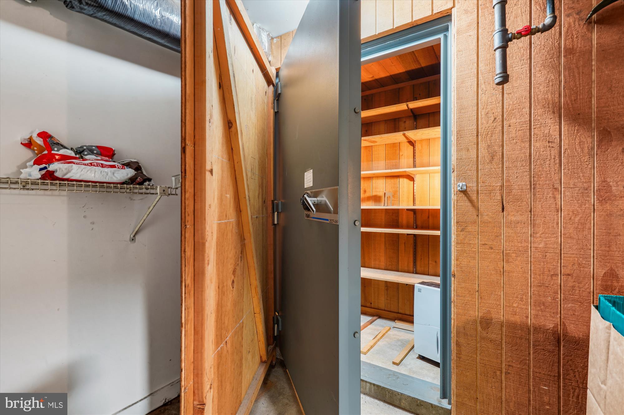 LUXMANOR - Residential