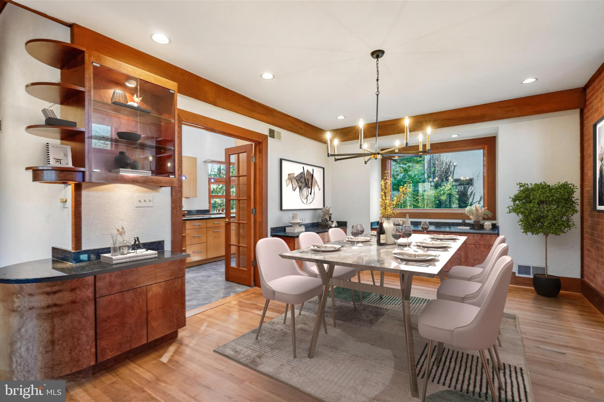 LUXMANOR - Residential