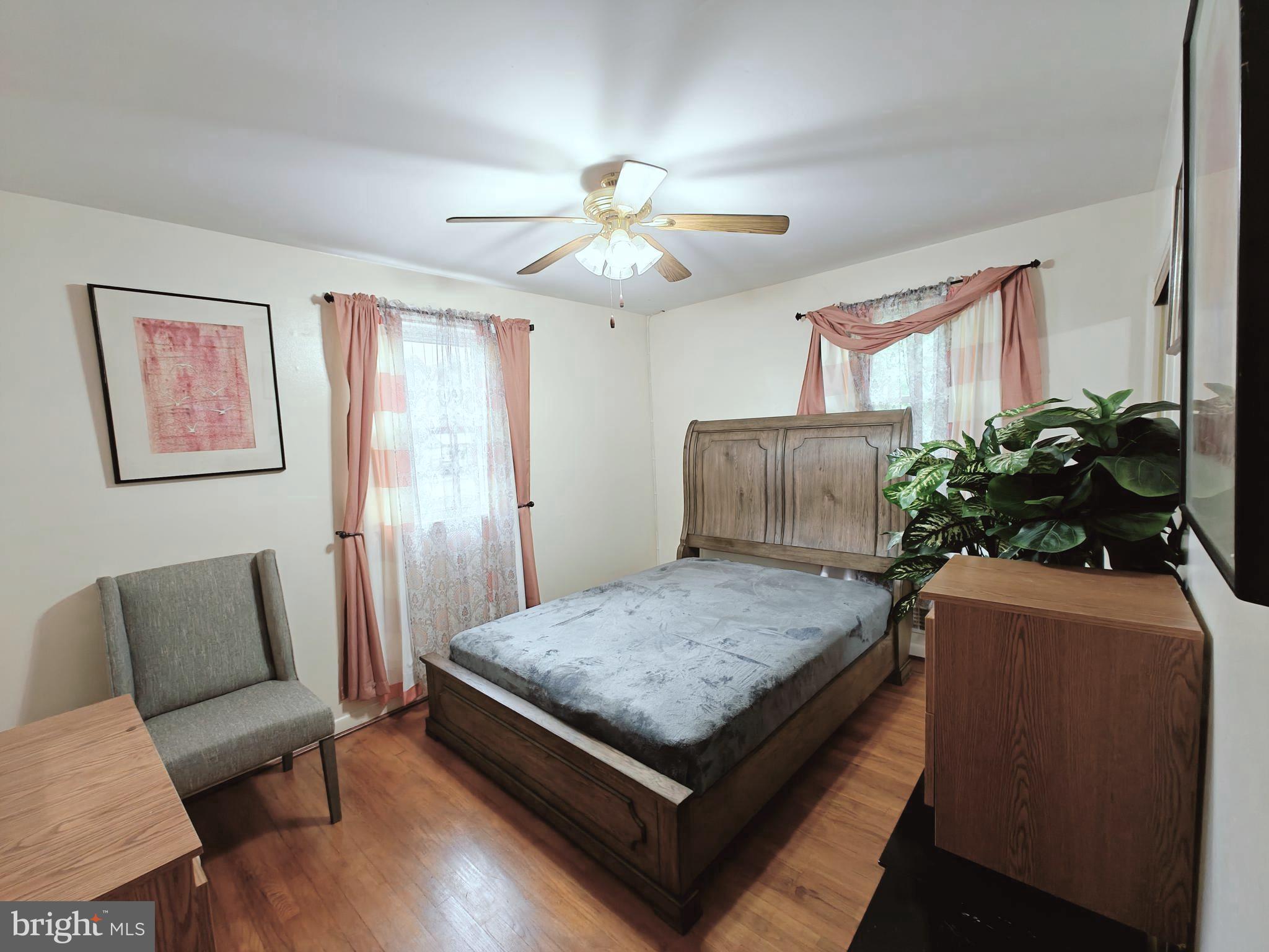 CLINTON ESTATES - Residential Lease