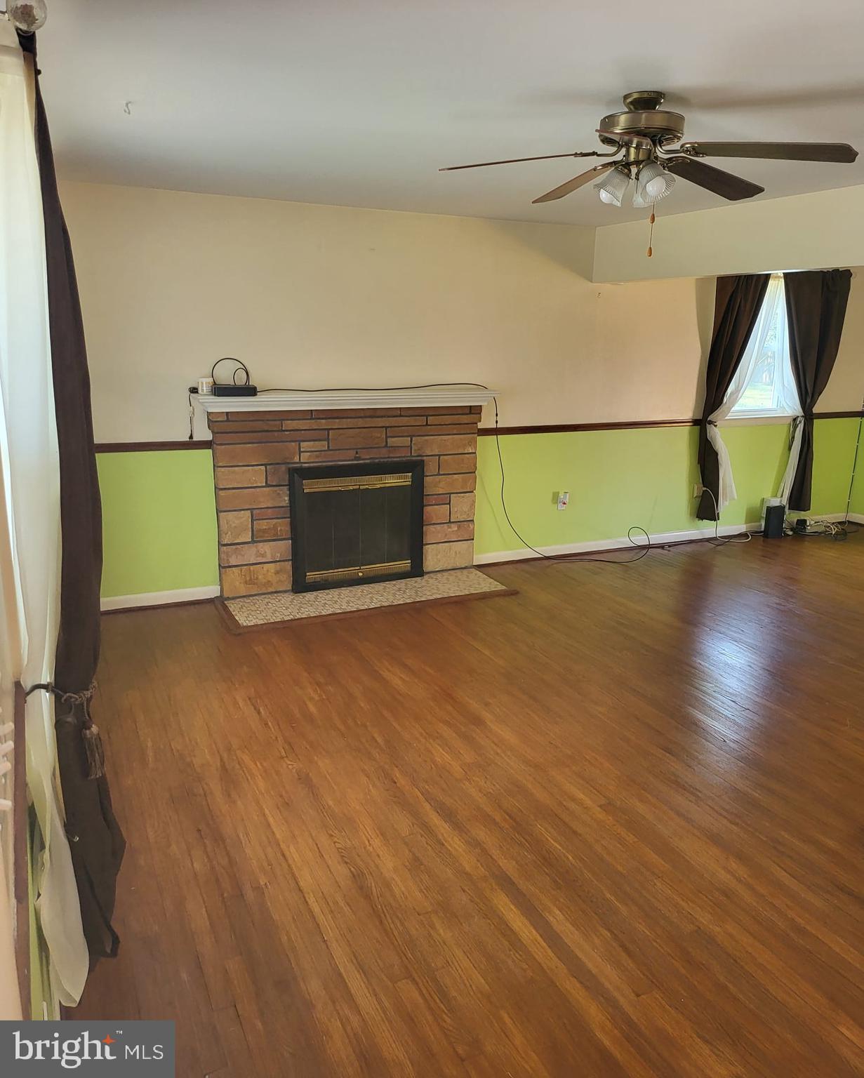 CLINTON ESTATES - Residential Lease