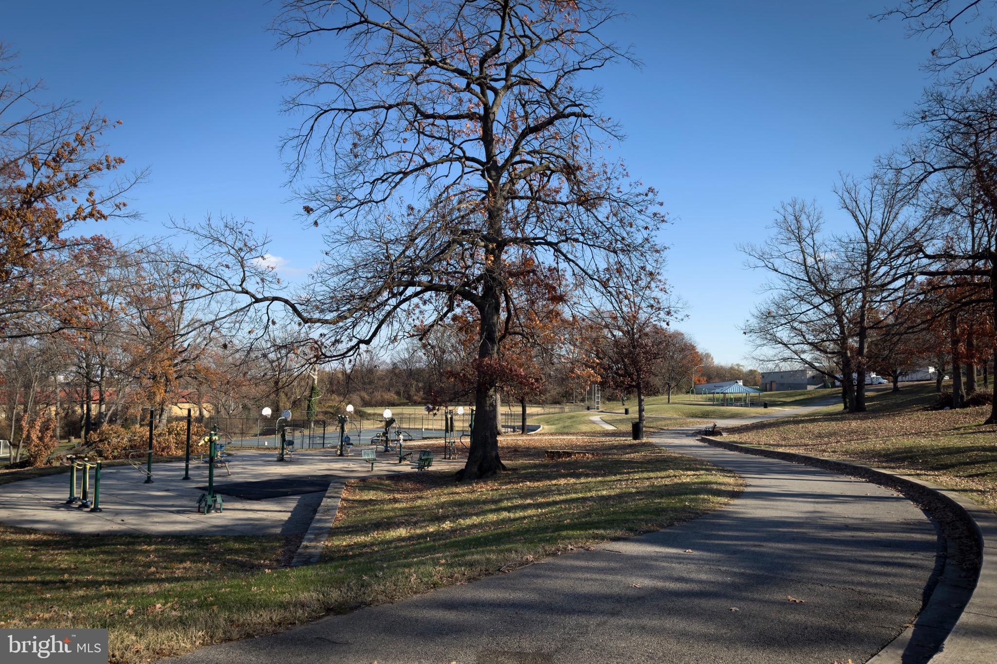 LAKELAND - Residential