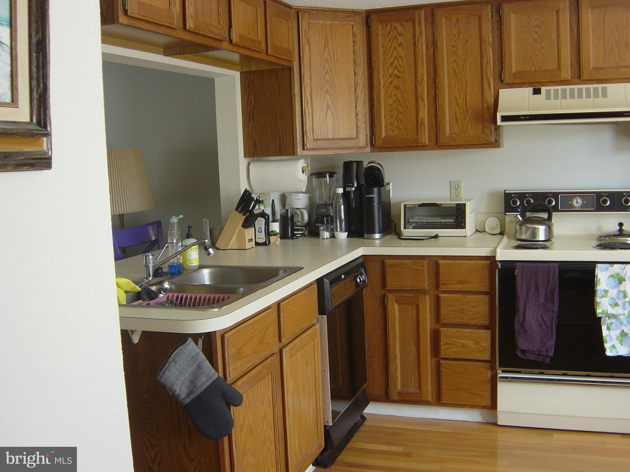 CAINE WOODS - Residential Lease