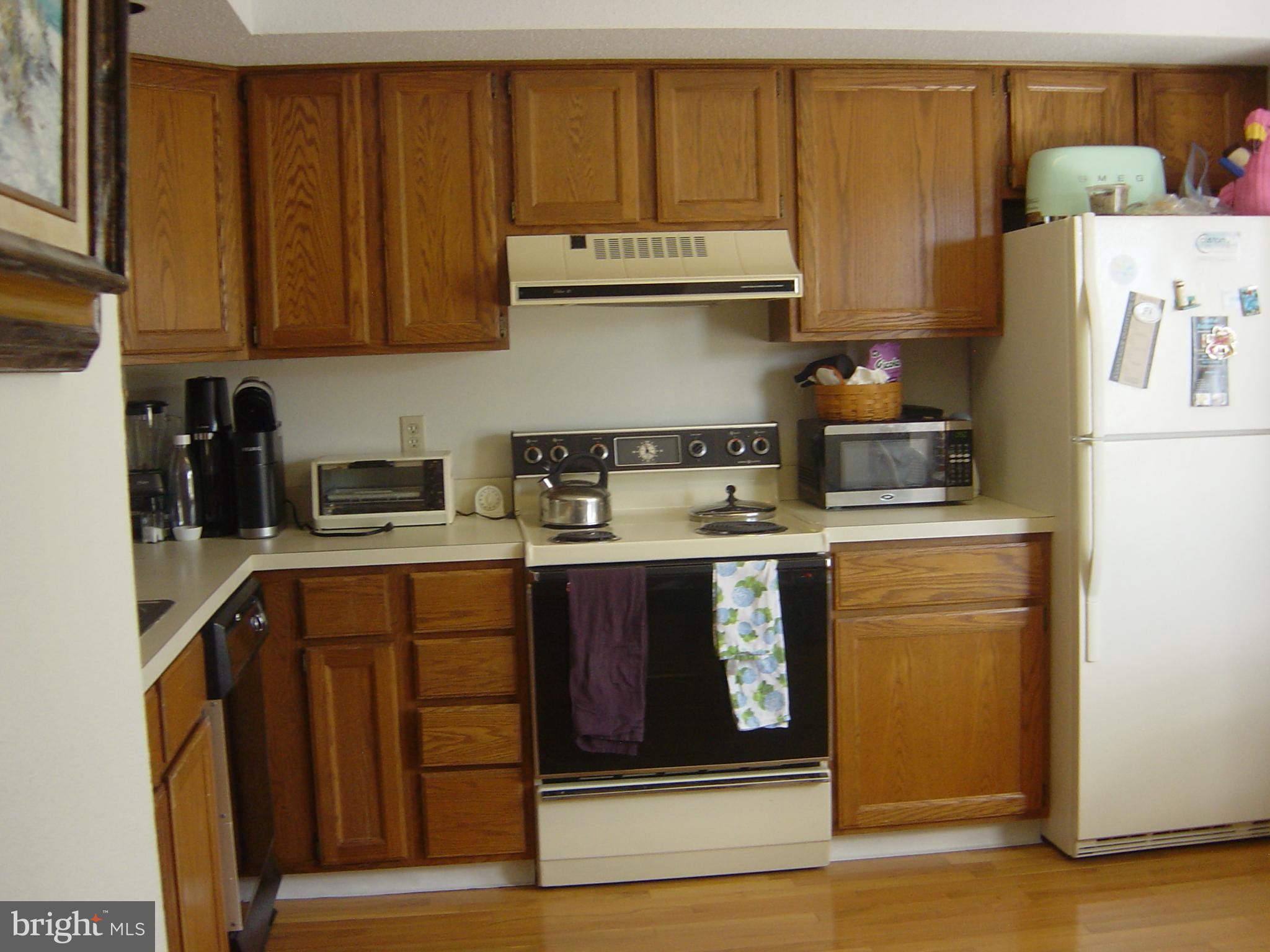 CAINE WOODS - Residential Lease