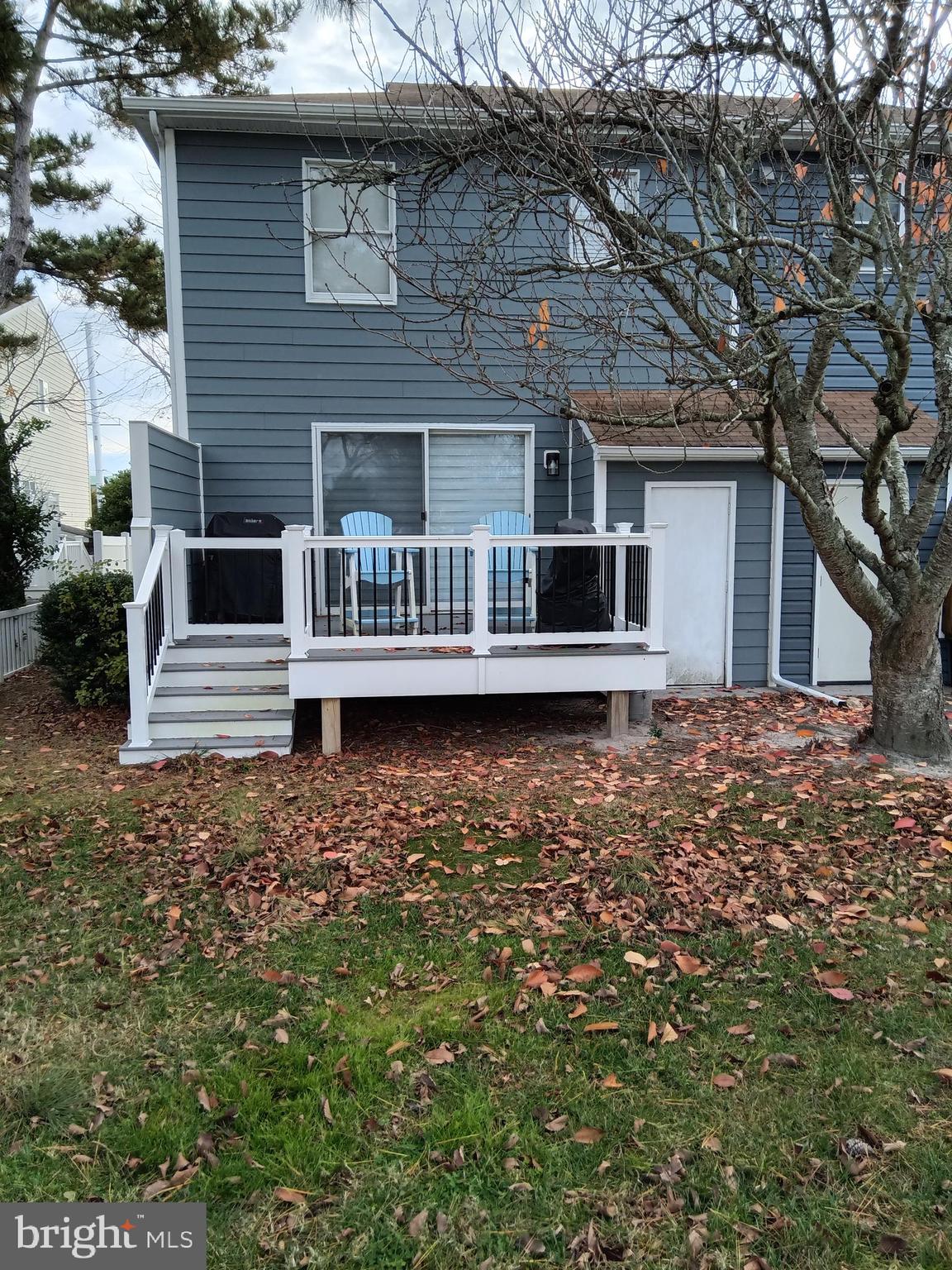 CAINE WOODS - Residential Lease