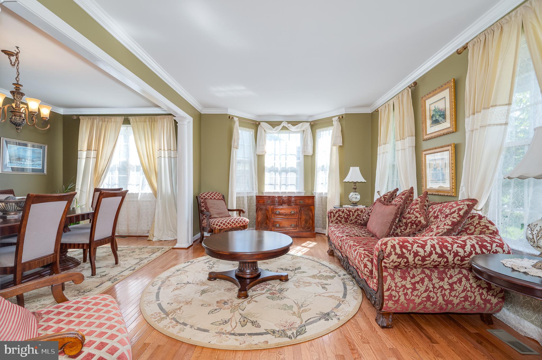 APPLE KNOLLS - Residential