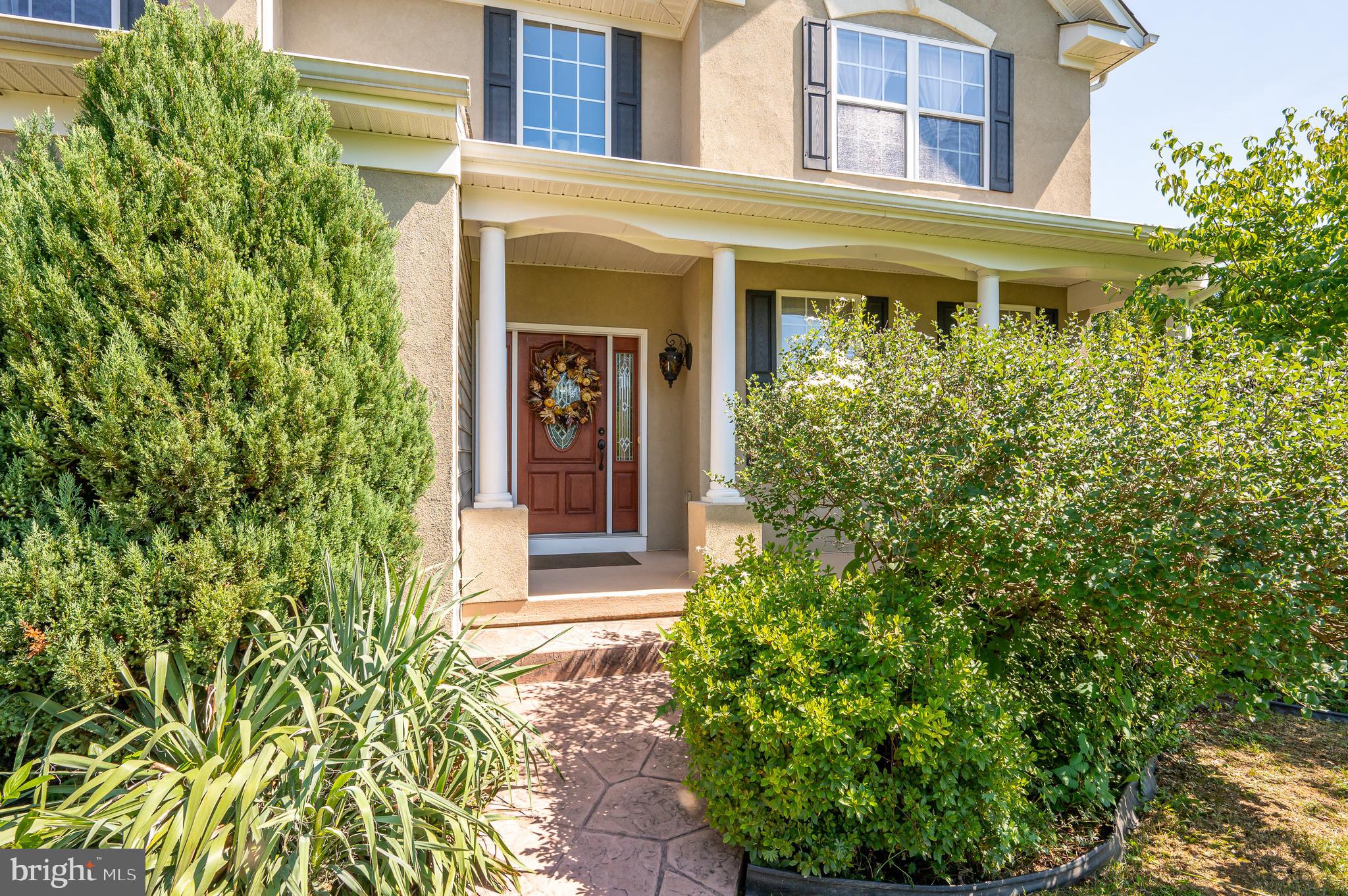 APPLE KNOLLS - Residential