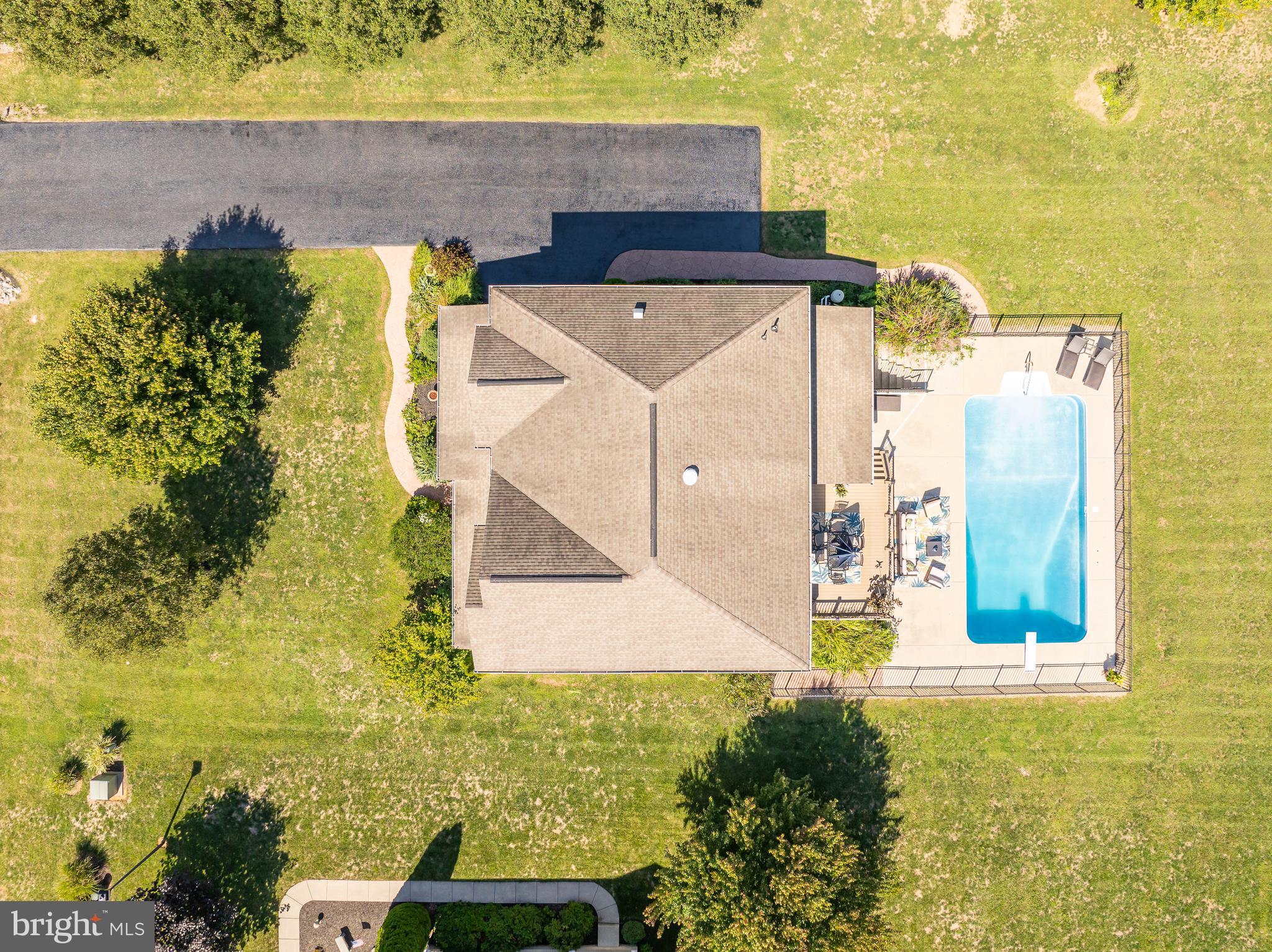 APPLE KNOLLS - Residential