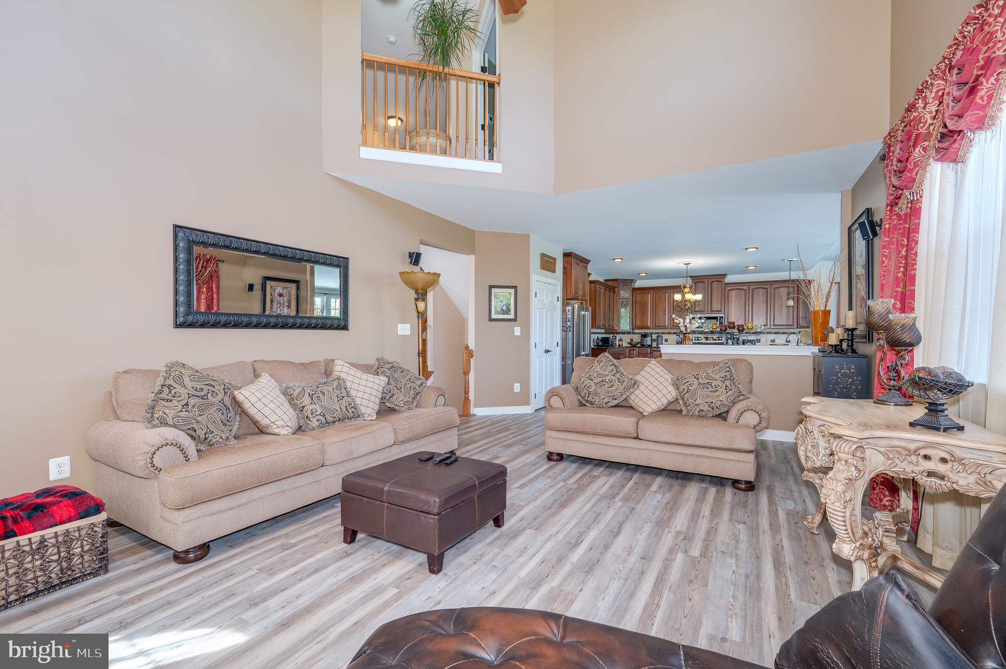 APPLE KNOLLS - Residential