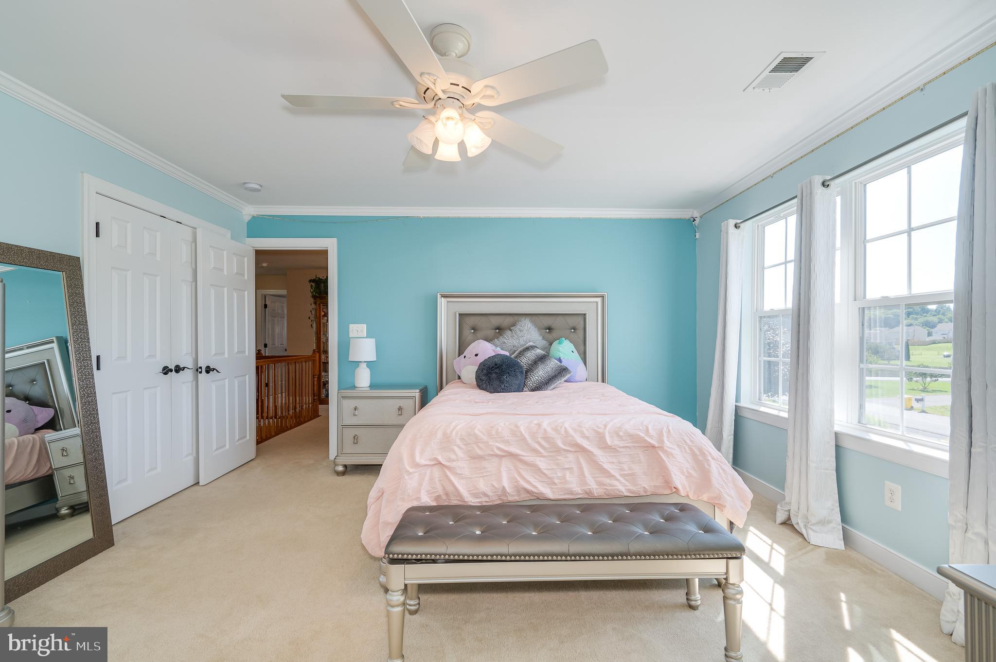 APPLE KNOLLS - Residential