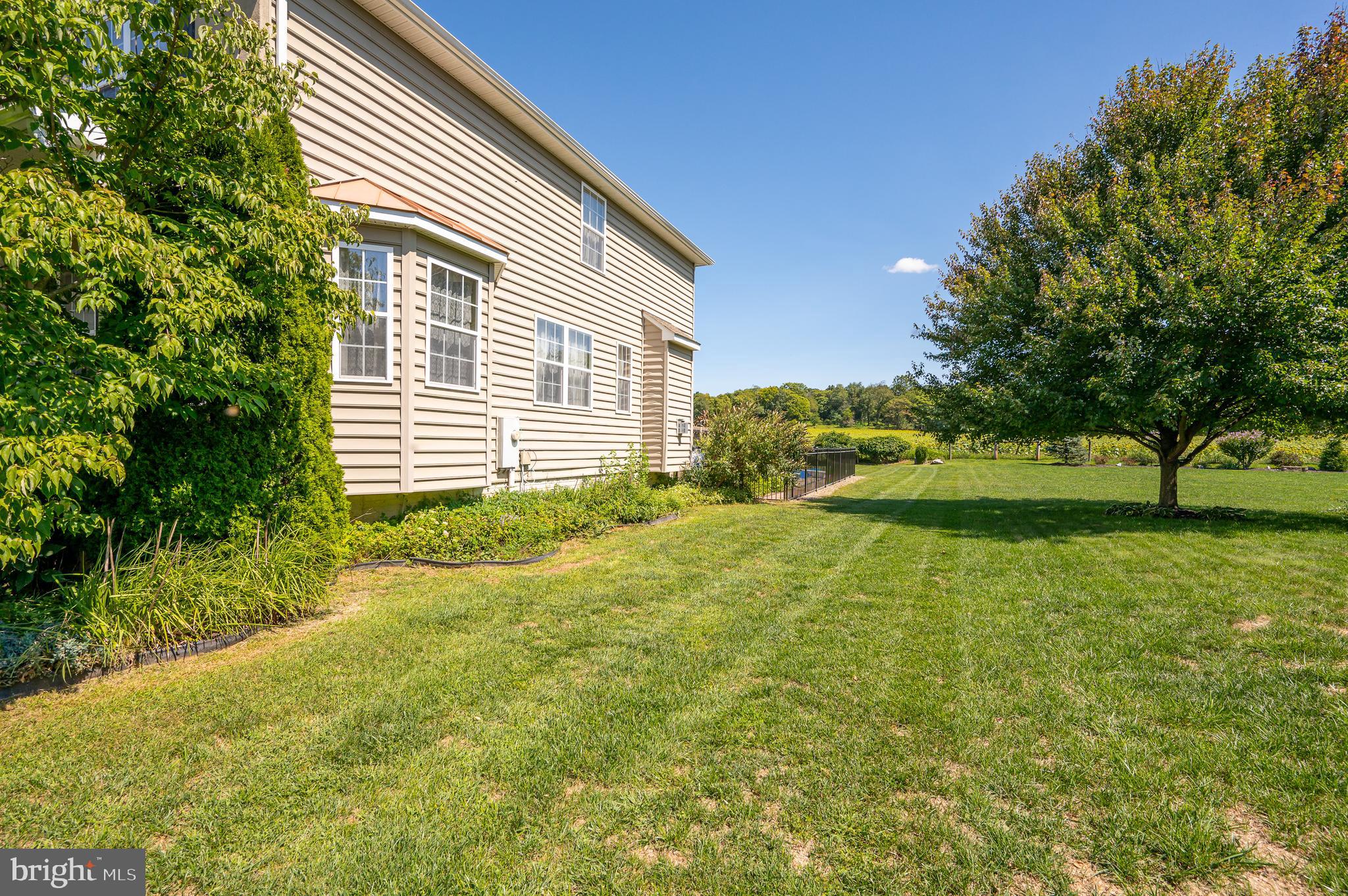 APPLE KNOLLS - Residential