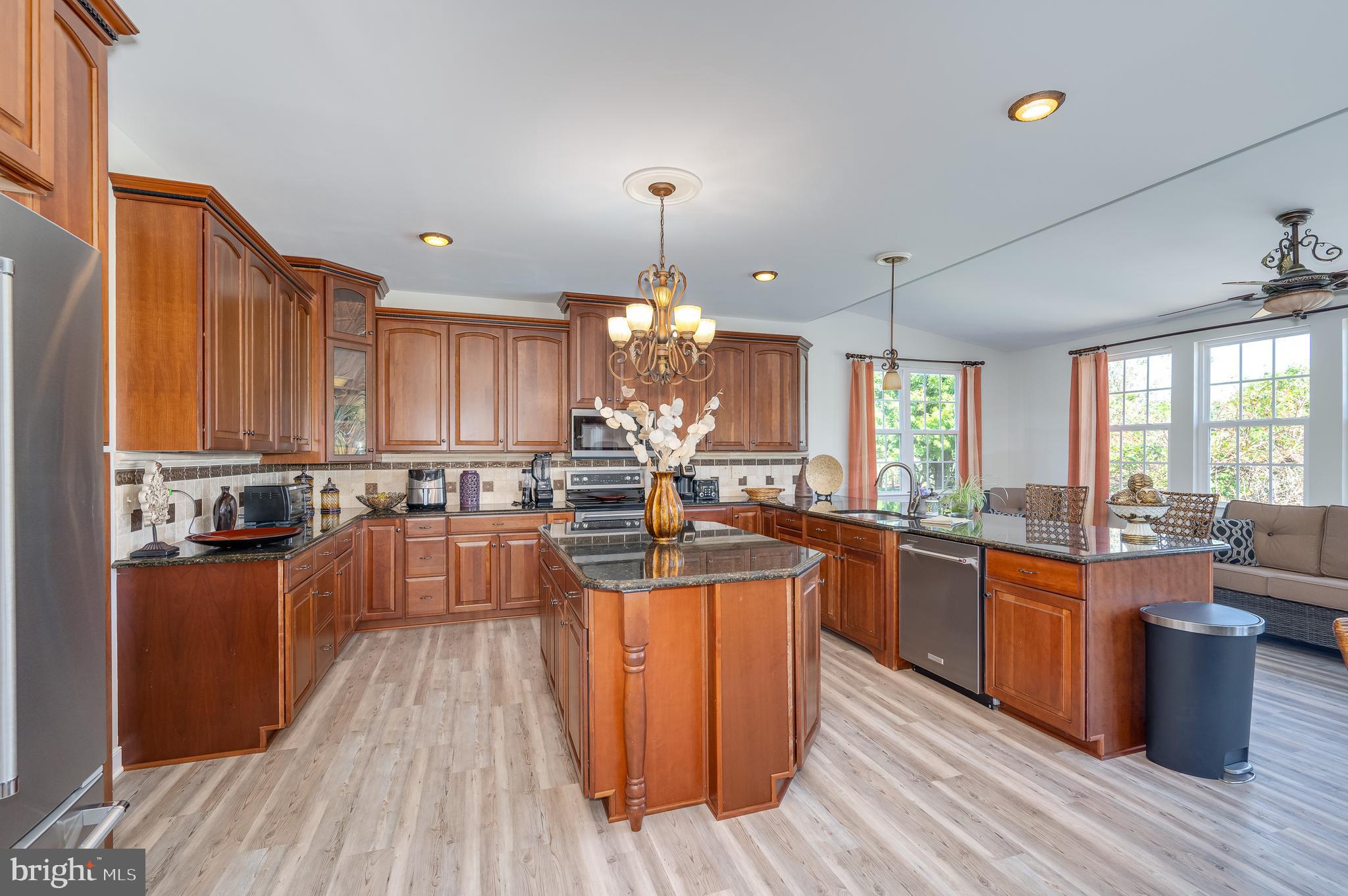 APPLE KNOLLS - Residential