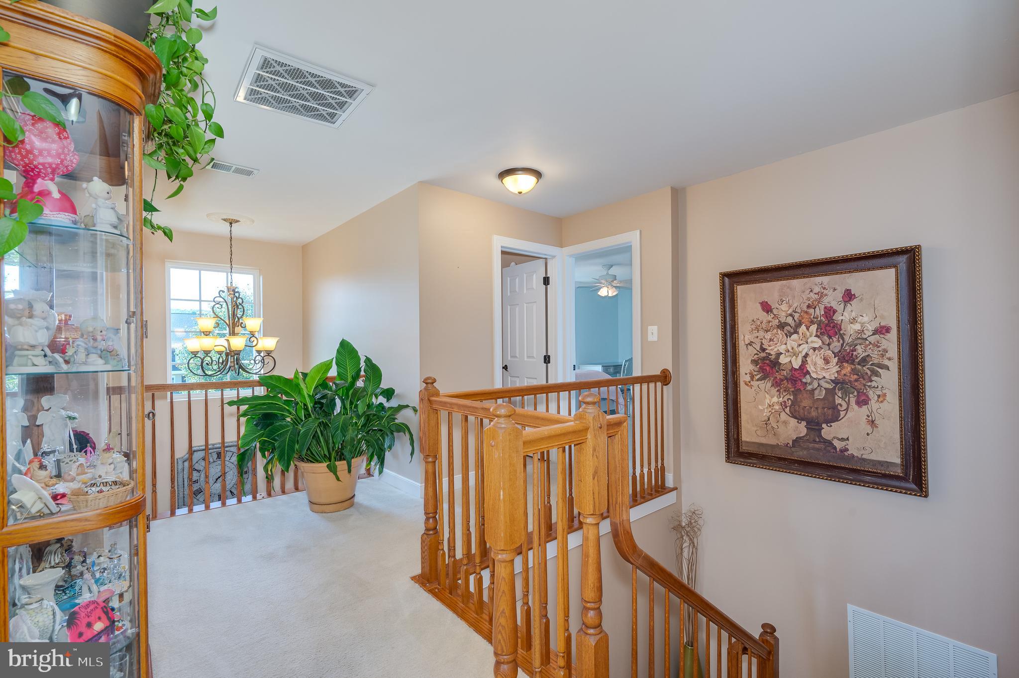 APPLE KNOLLS - Residential