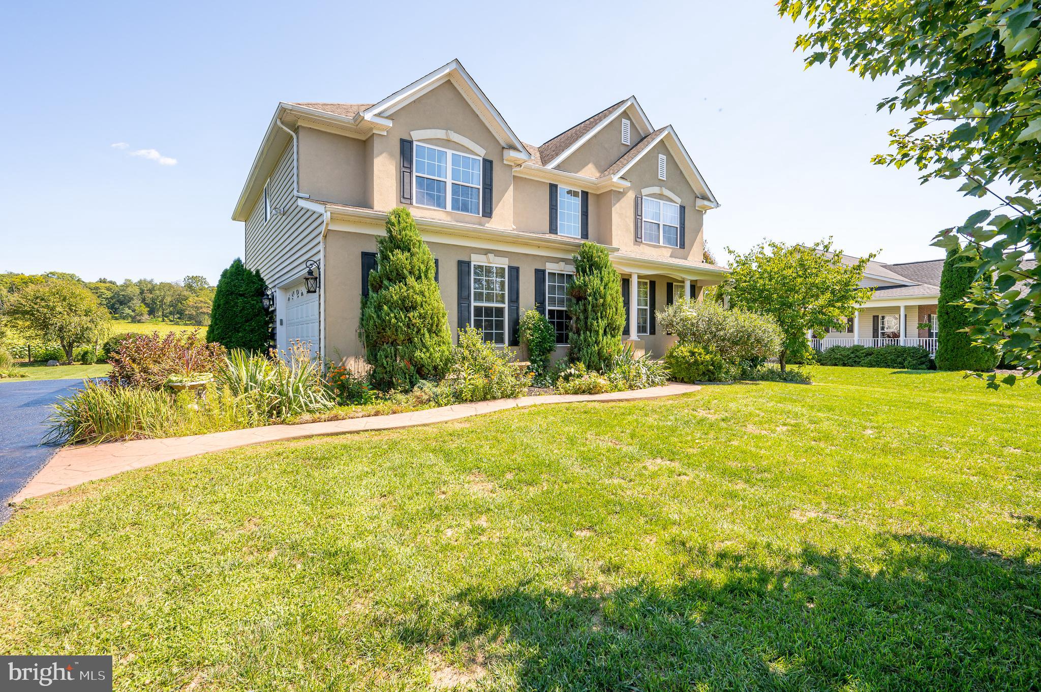 APPLE KNOLLS - Residential