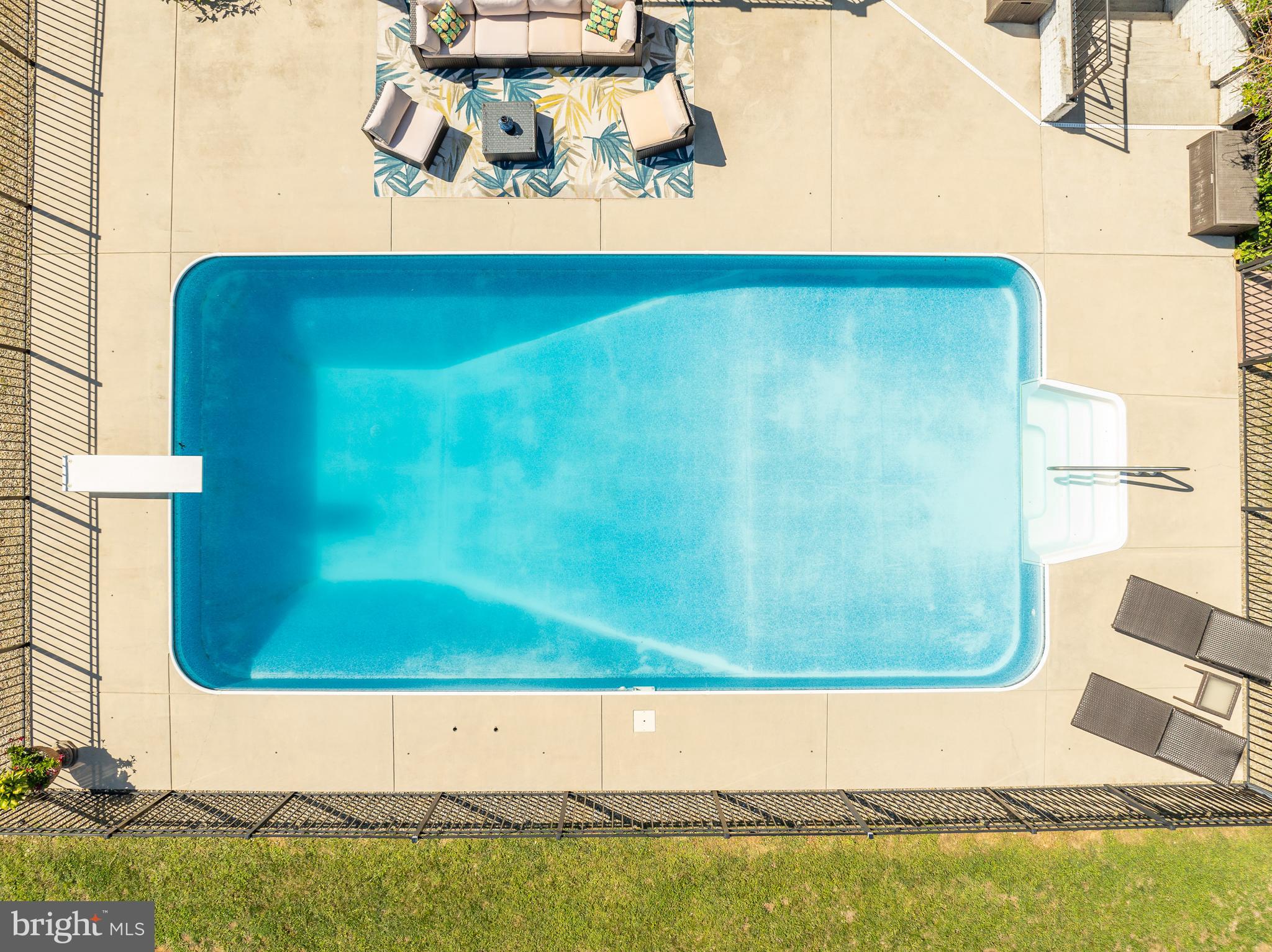 APPLE KNOLLS - Residential