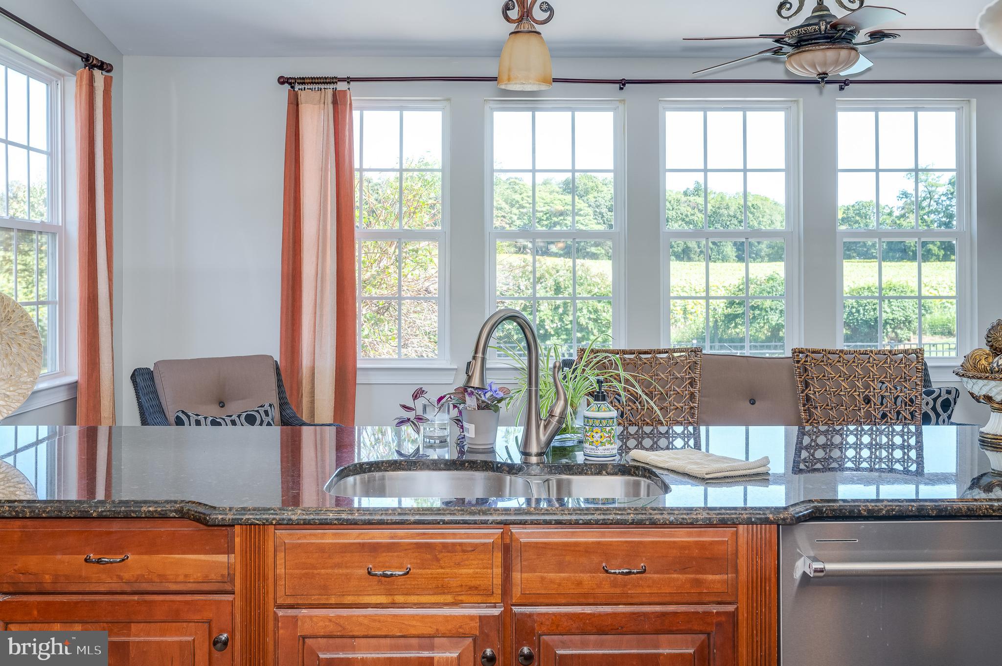 APPLE KNOLLS - Residential