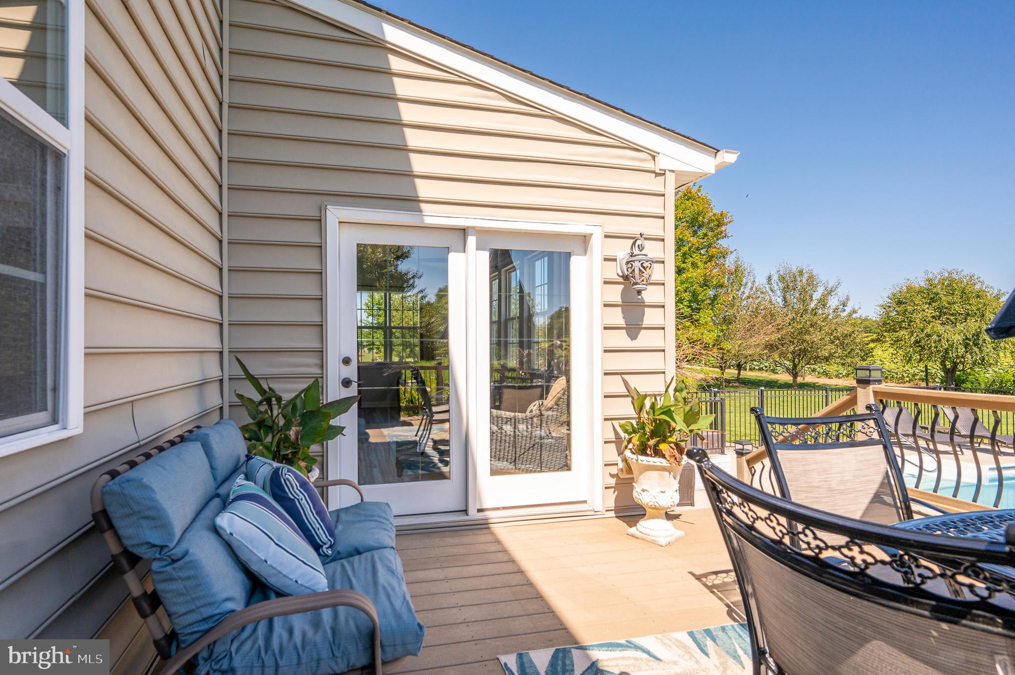 APPLE KNOLLS - Residential