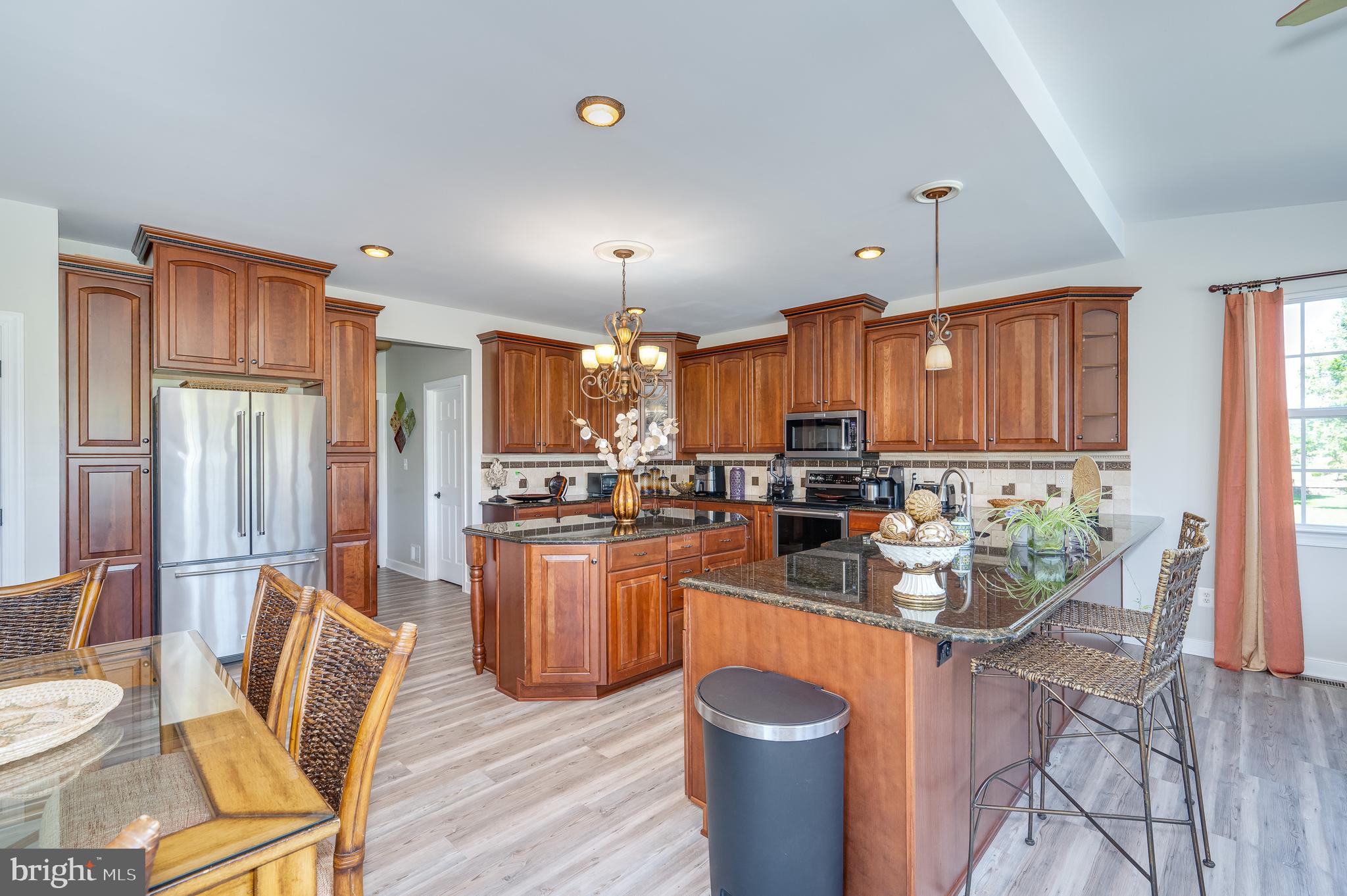 APPLE KNOLLS - Residential