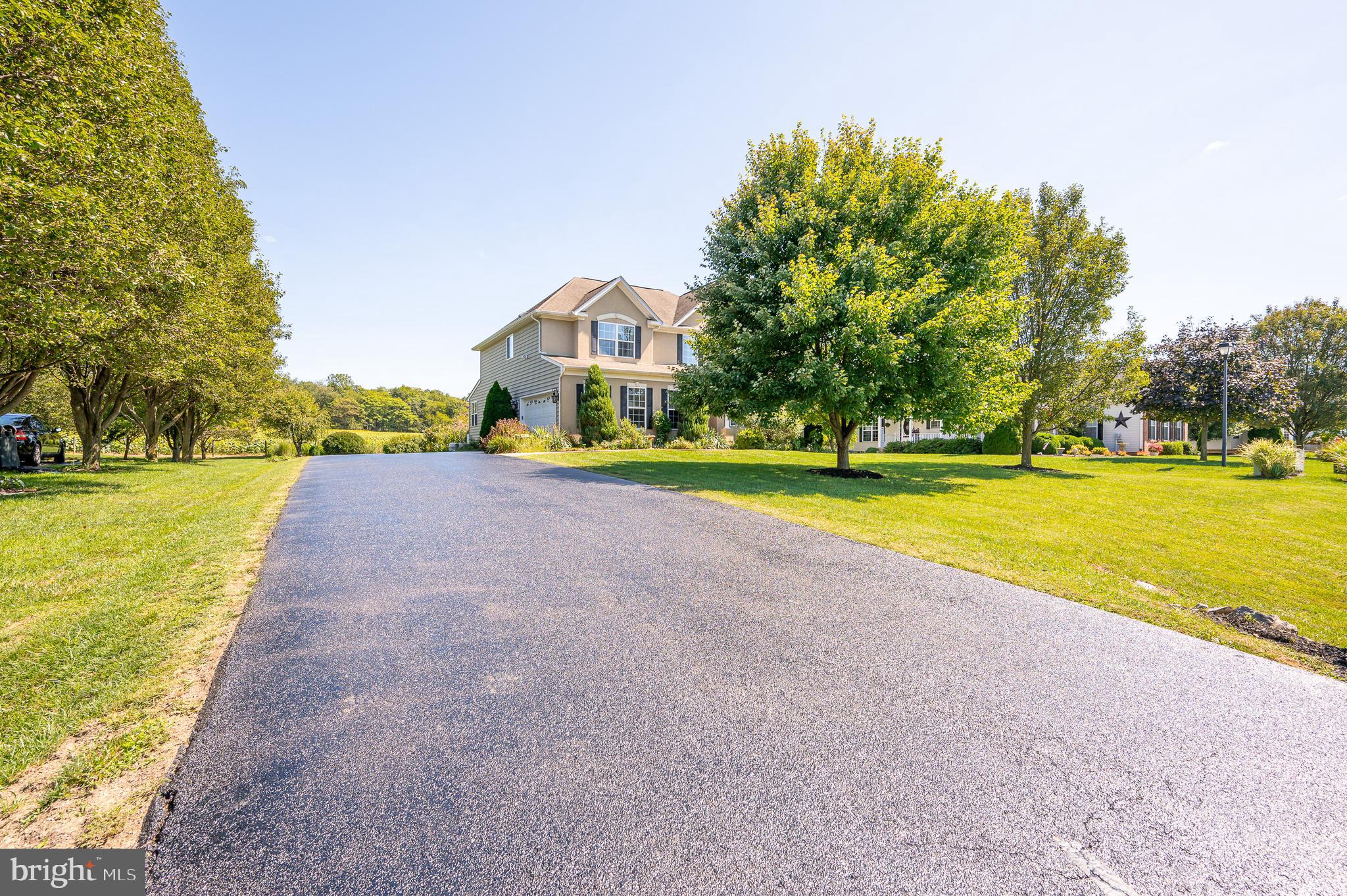 APPLE KNOLLS - Residential