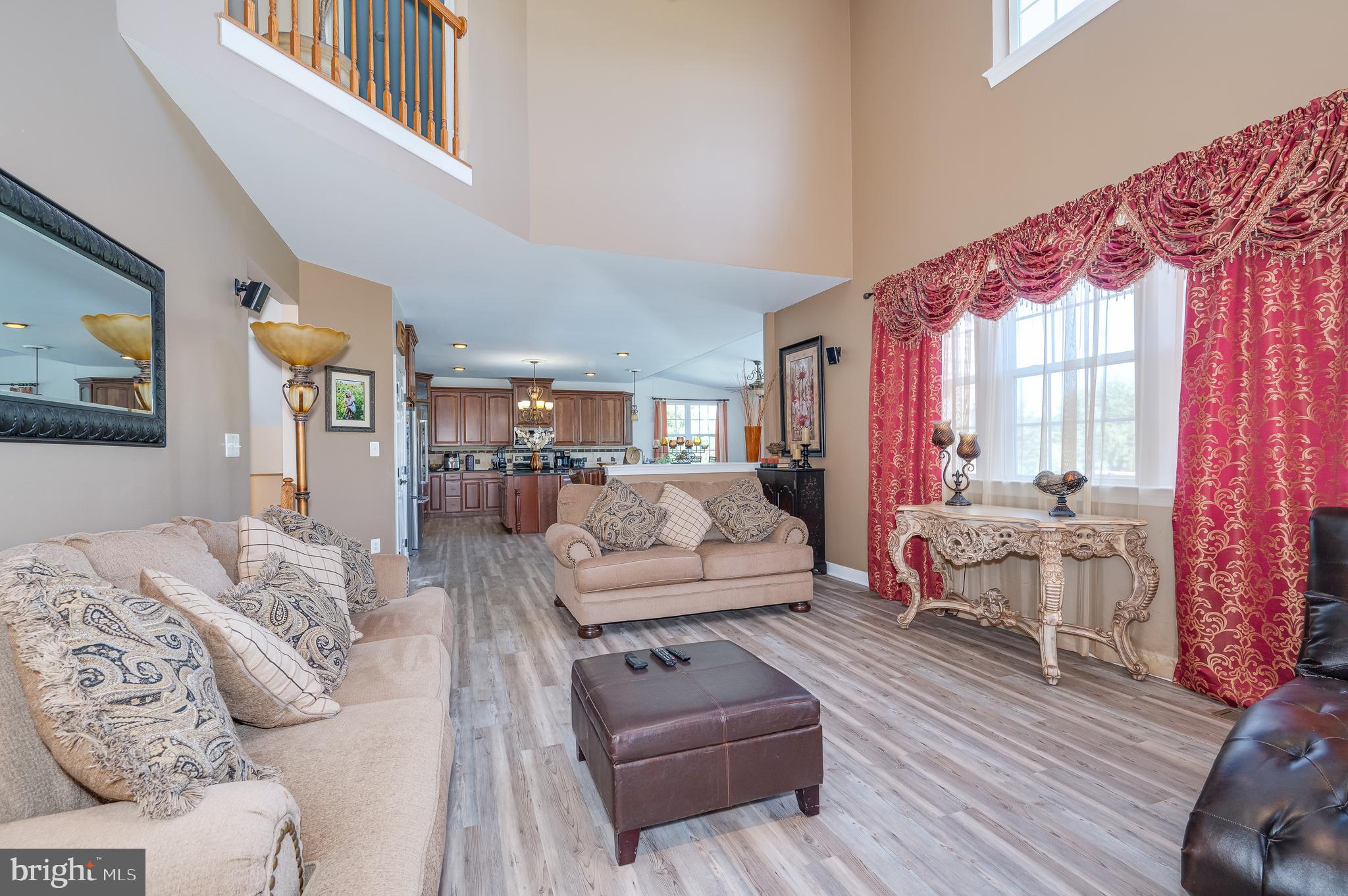 APPLE KNOLLS - Residential