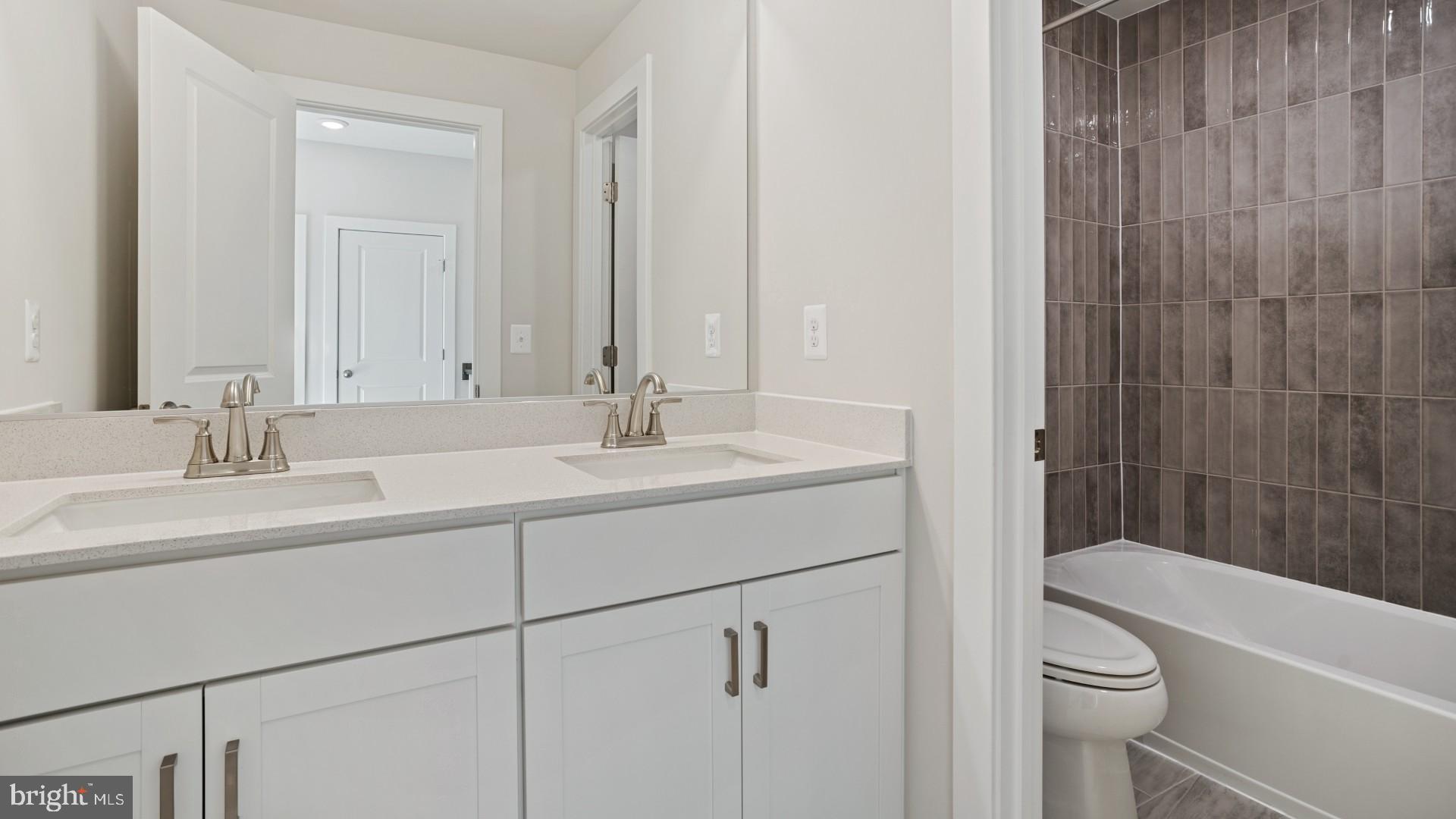 KINCORA - Residential