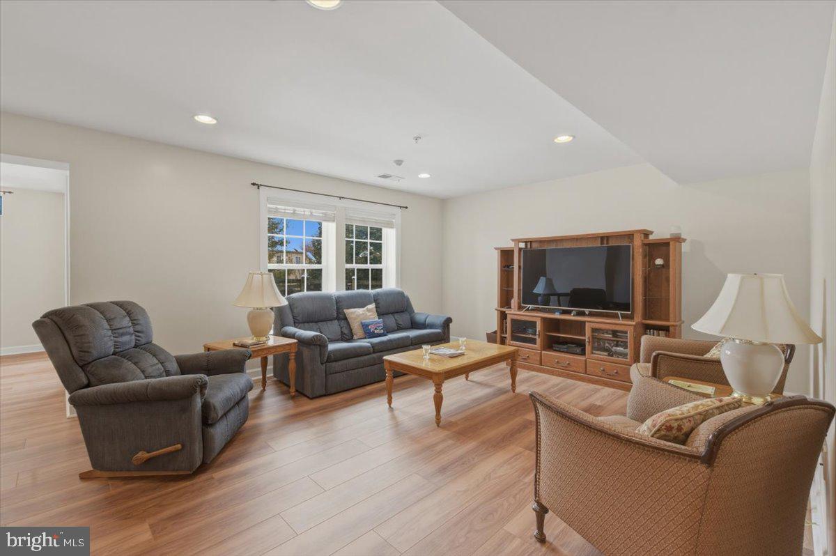 VILLAGES OF URBANA - Residential