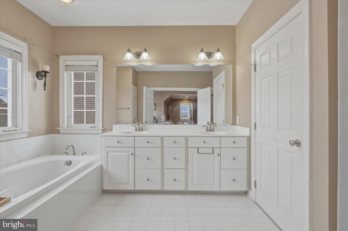 VILLAGES OF URBANA - Residential