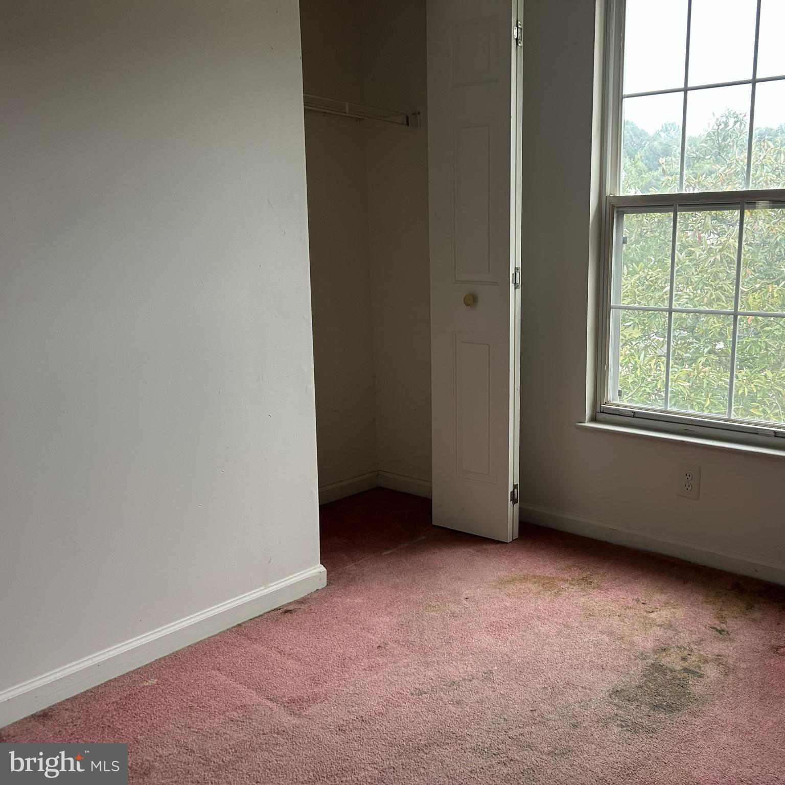 HILLCREST TOWNE - Residential